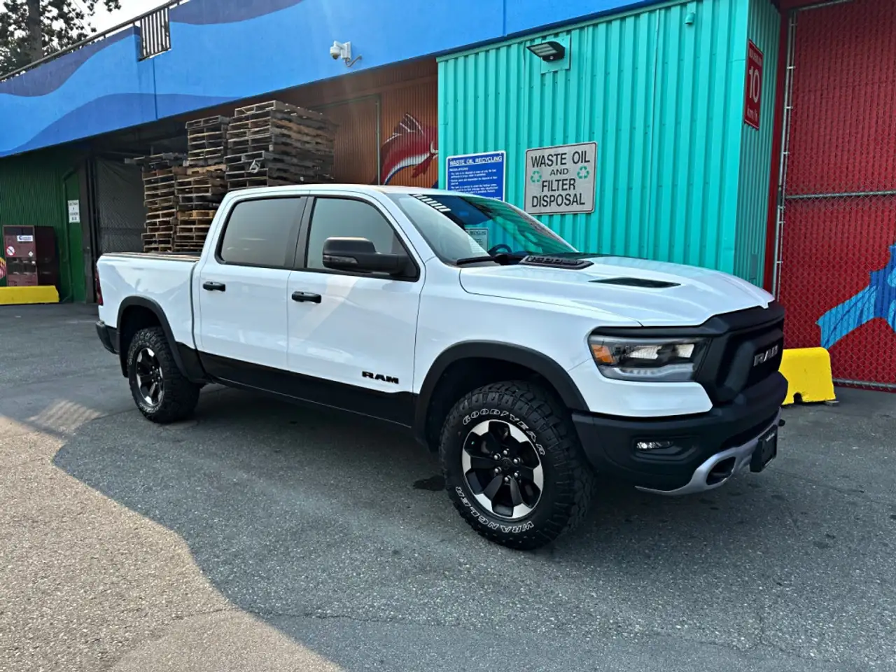 RAM 1500 снимка RAM 1500