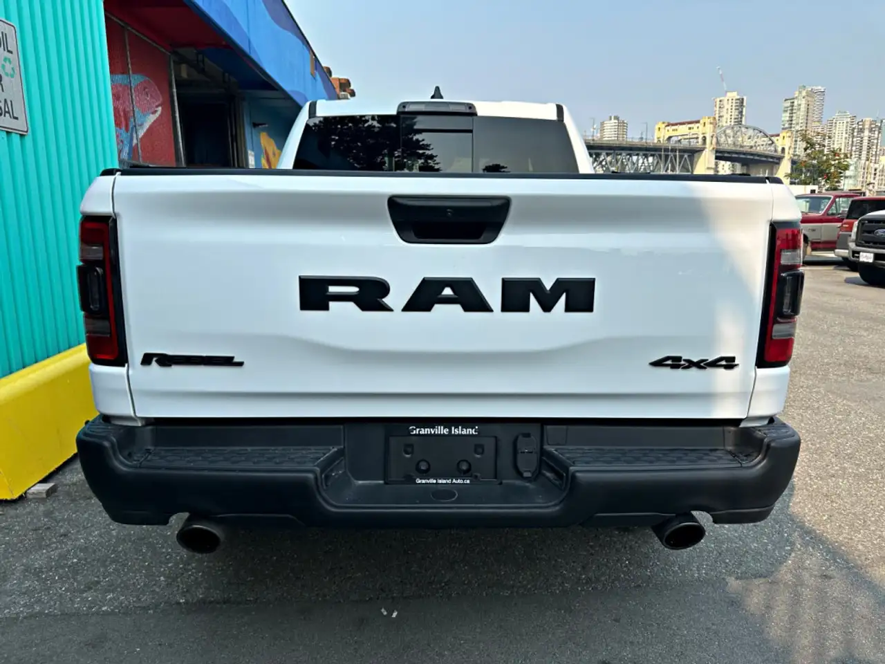 RAM 1500 снимка RAM 1500