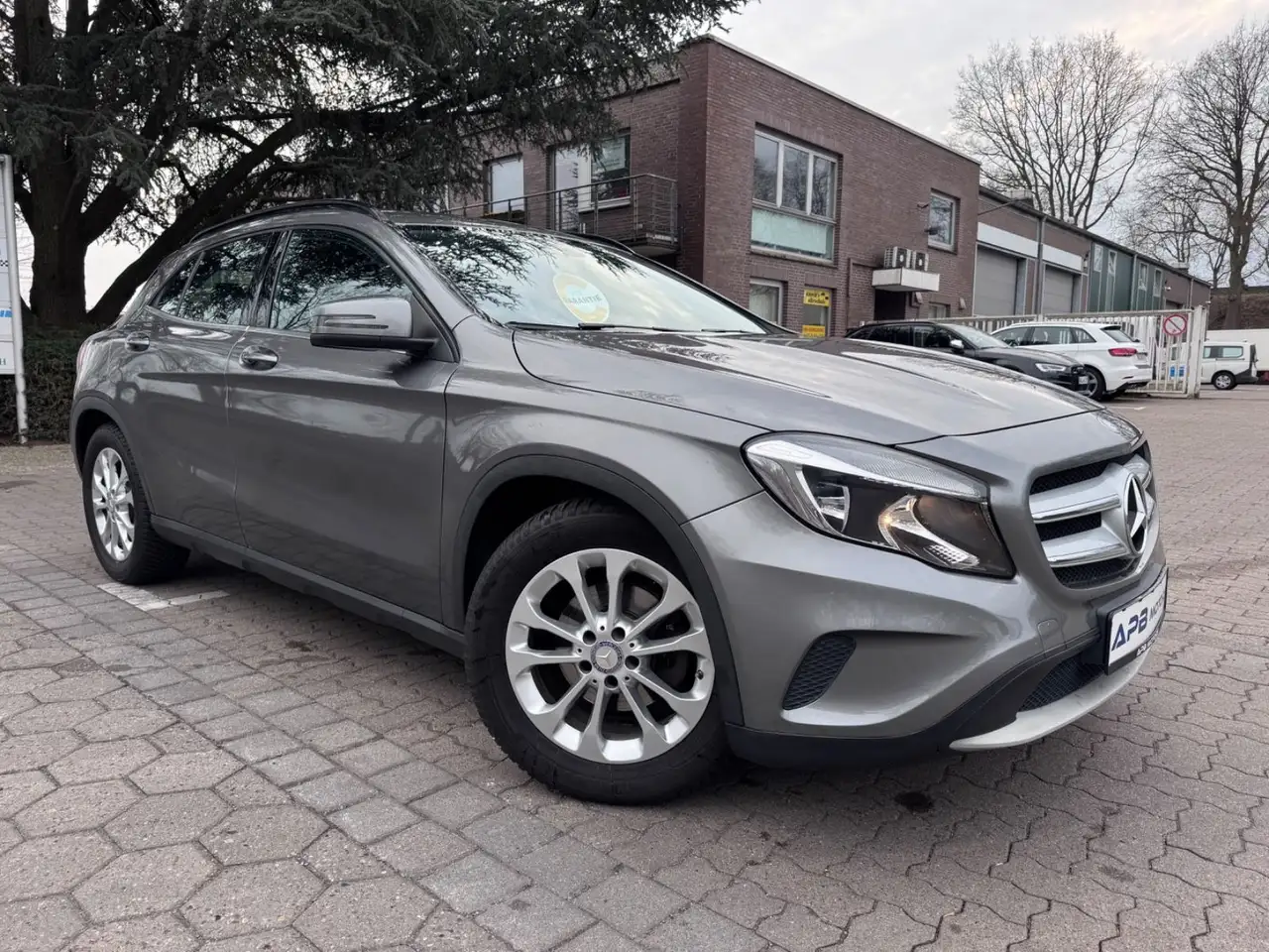 Mercedes-Benz GLA 180