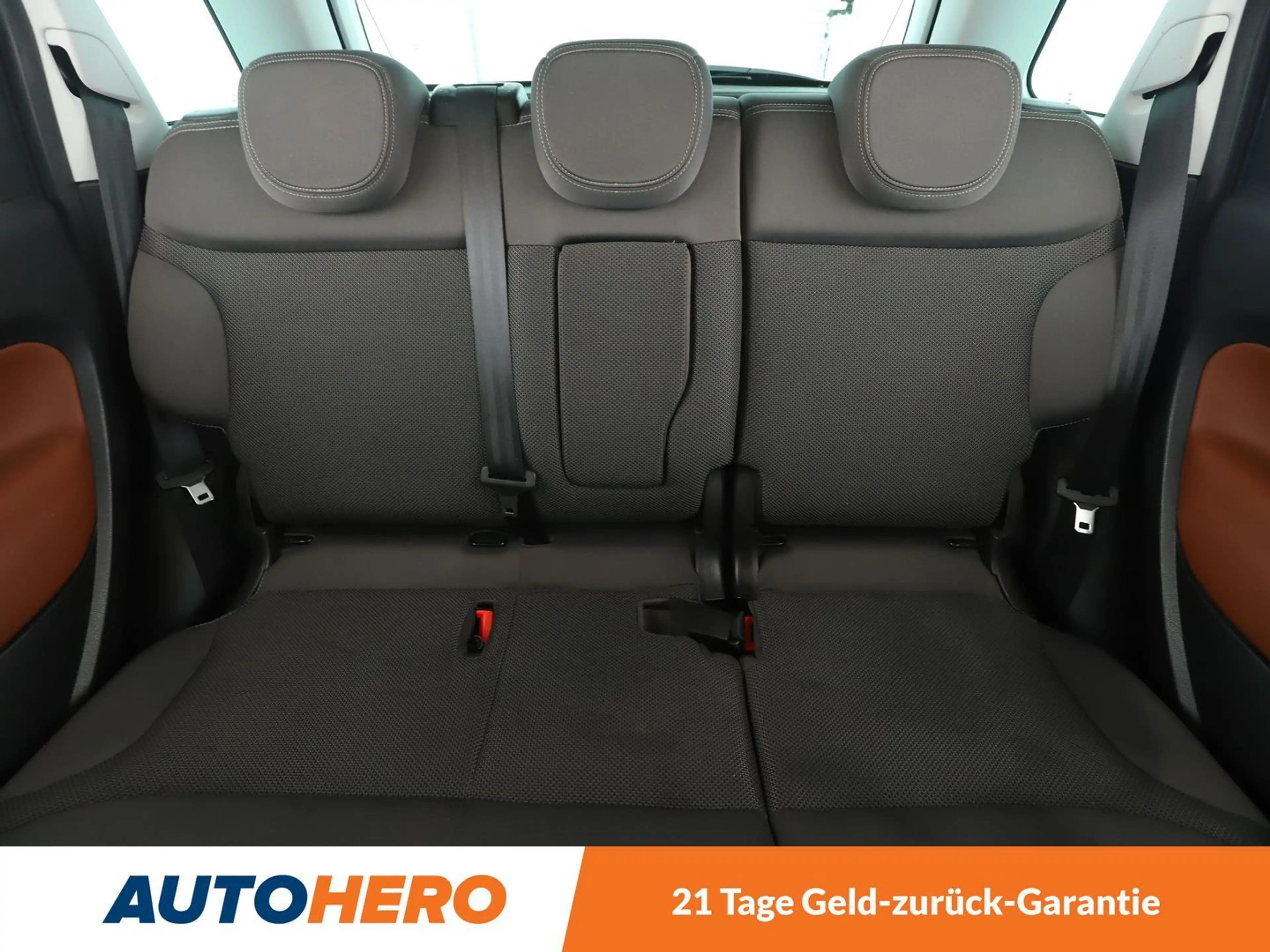 Fiat 500L 1.4 Trekking Rock N Road Edition*NAVI*TEMPO*PDC* — photo 15