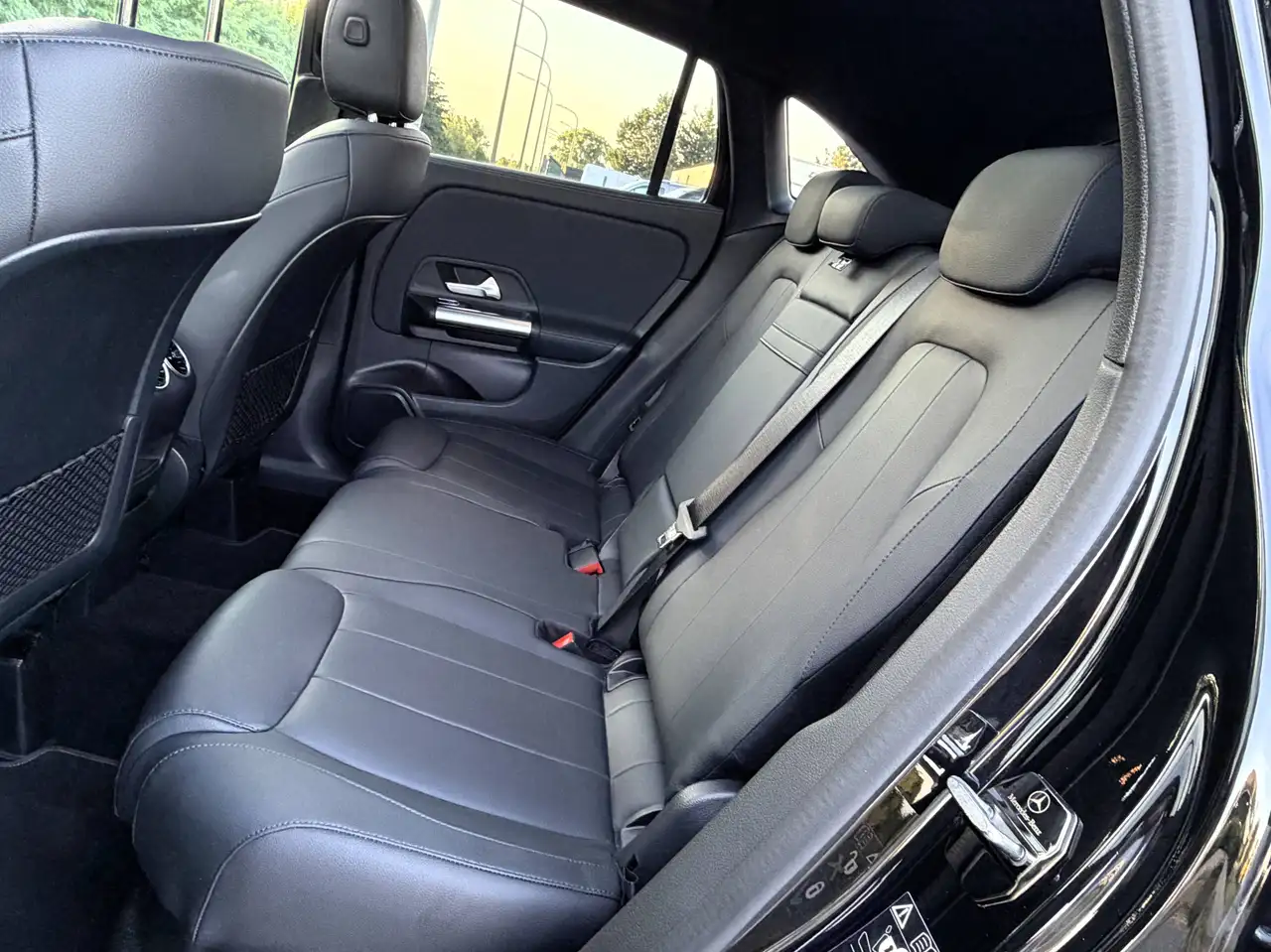 Mercedes-Benz GLA Progressive MHEV FACELIFT/CUIR/NAVI/CAMERA/PANO/MULTIBEAM LED/KEYLESS/FULL, миниатюра 18