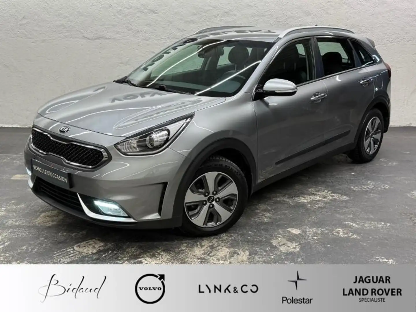 Kia Niro 1.6 GDi 105ch ISG + électrique 43.5ch Active Business DCT6 Grau - 1