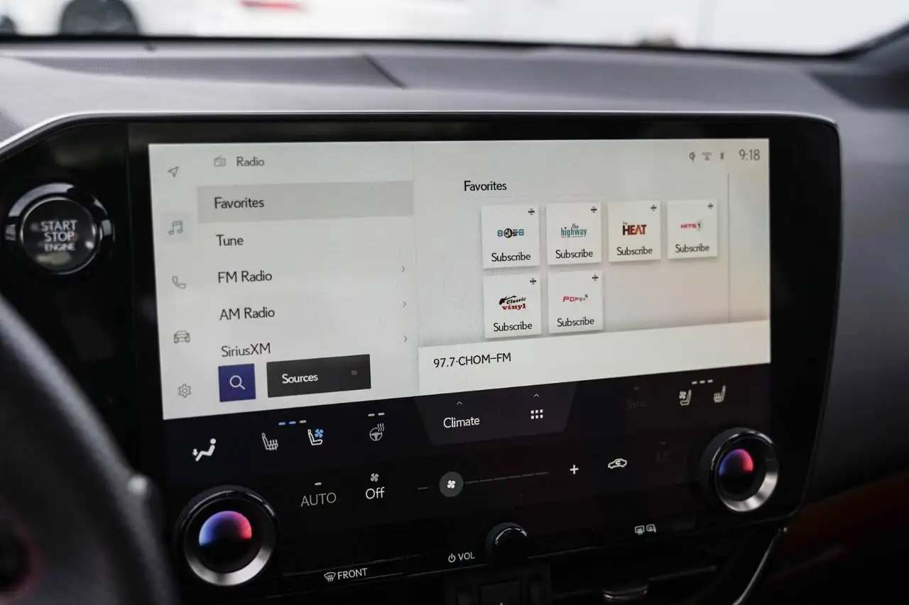 Lexus NX fotografie Lexus NX