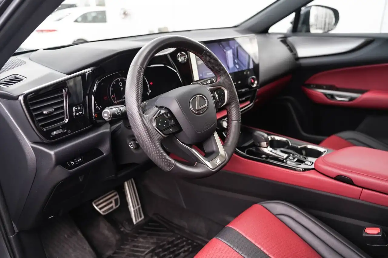 Lexus NX fotografie Lexus NX