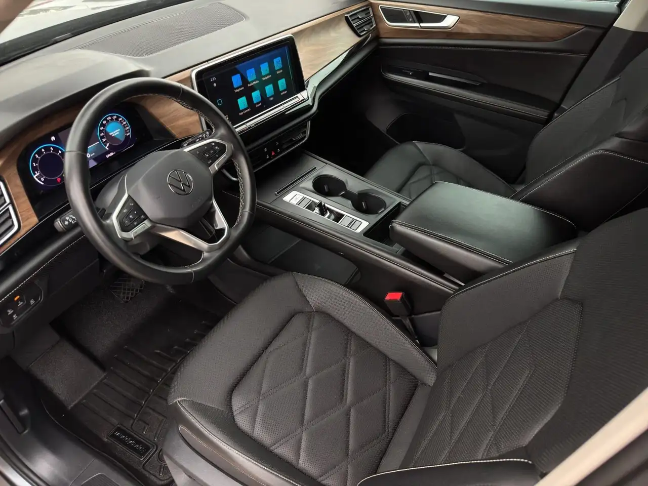 Volkswagen Atlas снимка Volkswagen Atlas