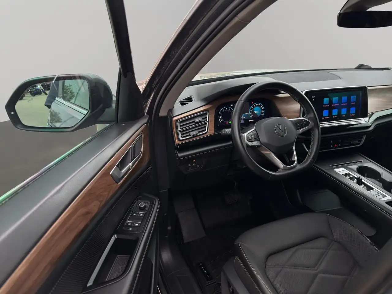 Volkswagen Atlas снимка Volkswagen Atlas