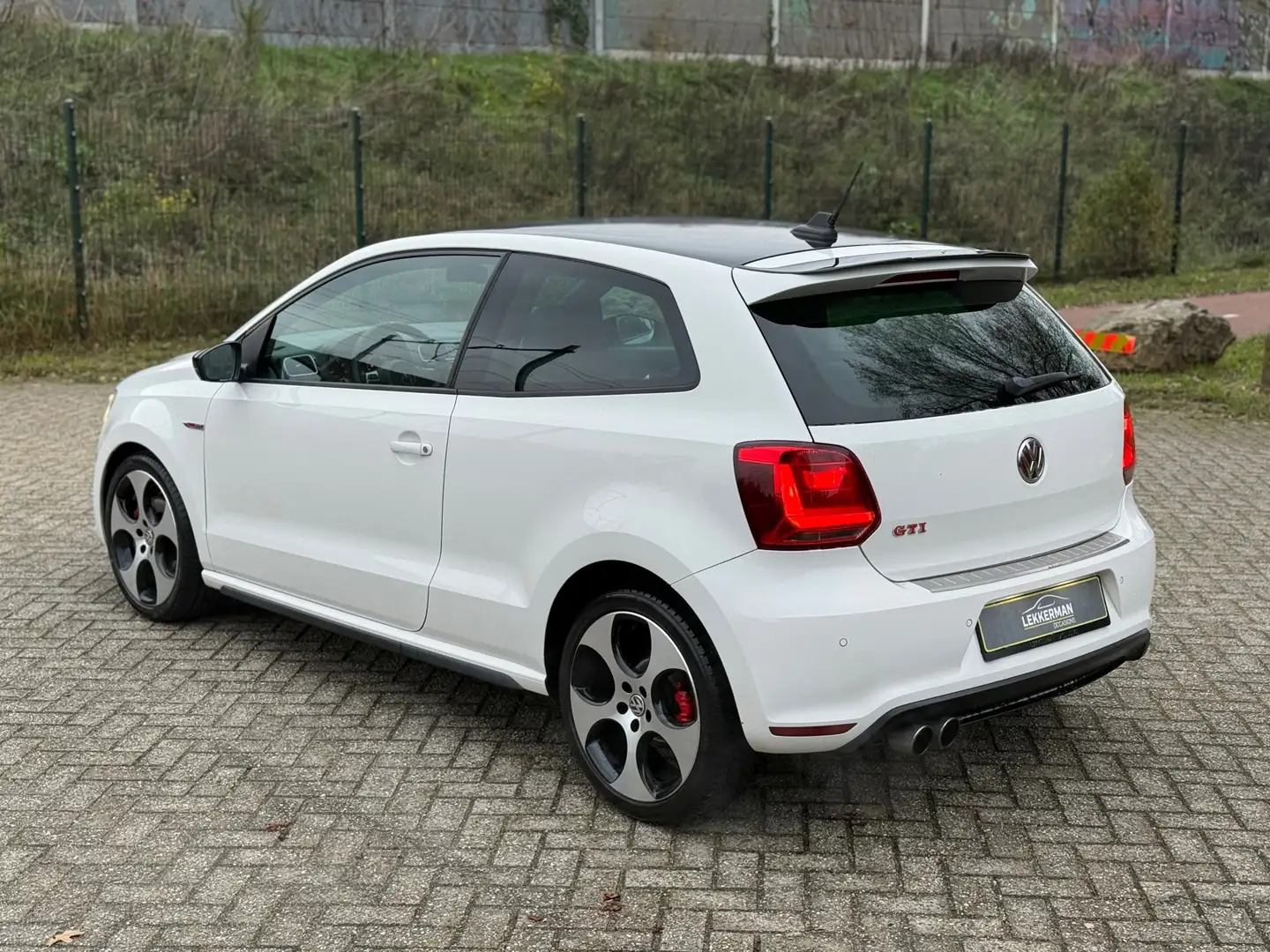 Volkswagen Polo GTI 1.4 TSI LEER I DSG I LED I PDC I NAVI I NWE APK I Белый - 2