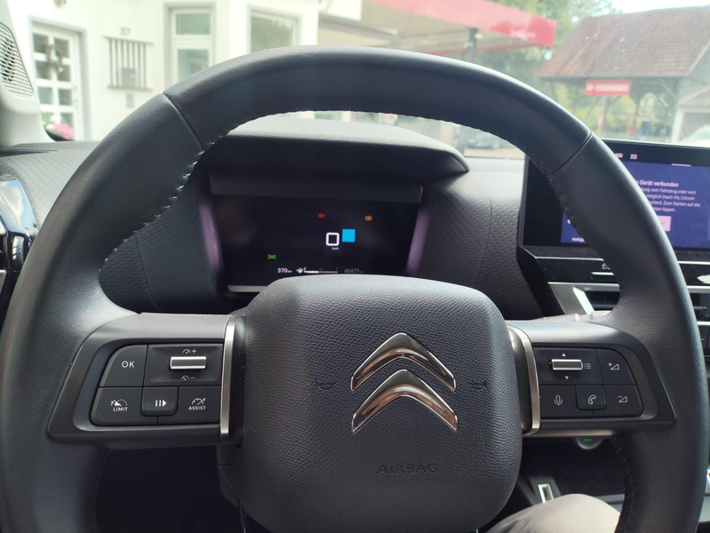Citroen C4 1.2 Max HUD Navi LED Kamera Totwinkel — photo 13