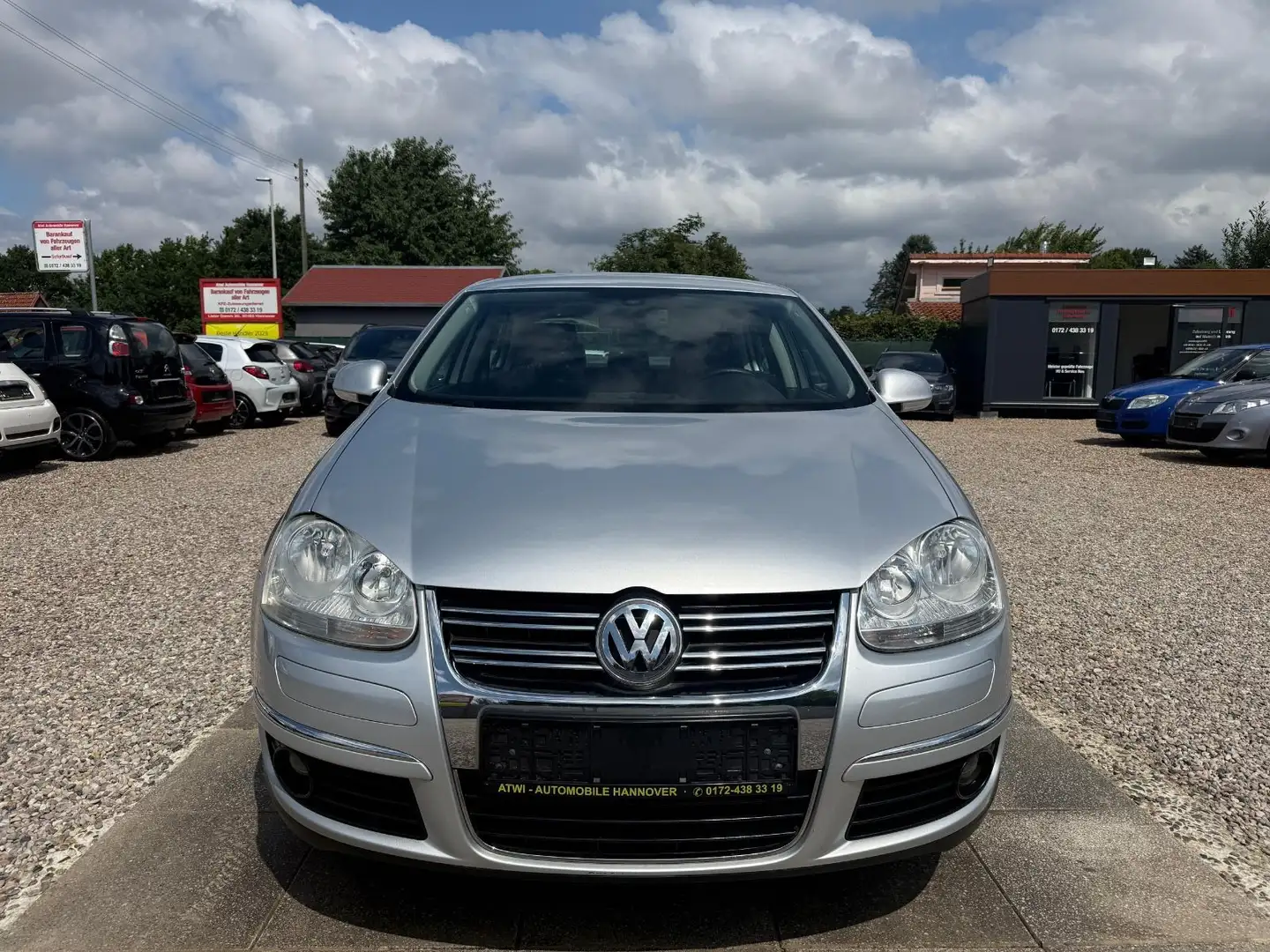 Volkswagen Jetta 1,6 V Comfortline Sportsitze Sport Lenkrad Argintiu - 2