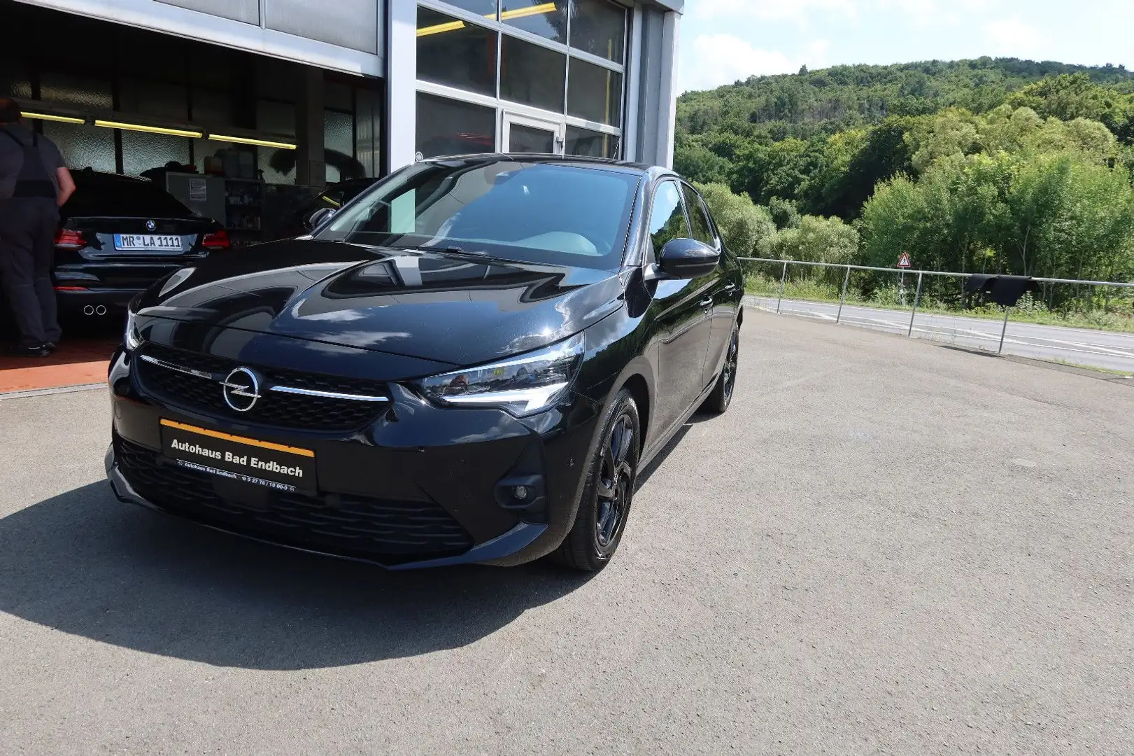 Opel Corsa F Ultimate Schwarz - 1