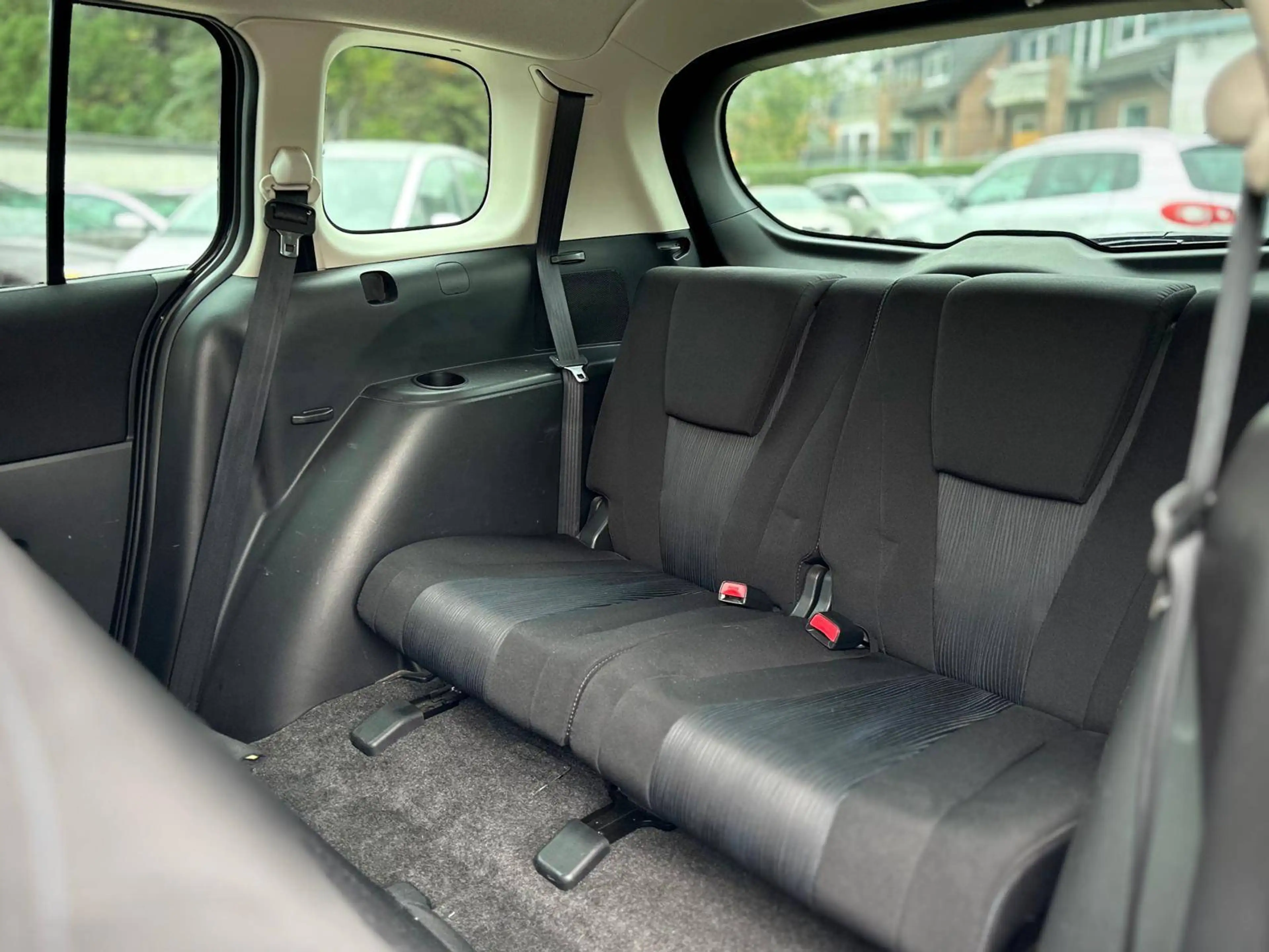 Mazda 5 Center-Line SHZ PDC 7Sitzer Alu Klima Xenon Euro5 — photo 14