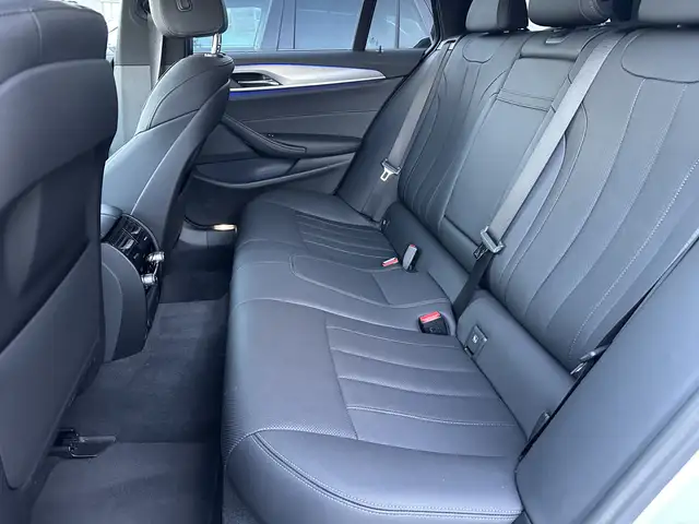 BMW M view 11