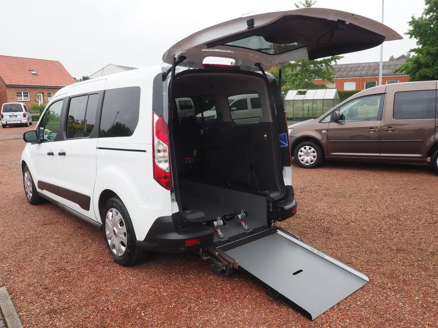 Ford Transit Connect lang Klima Rollstuhlgerecht PDC Weiß - 1
