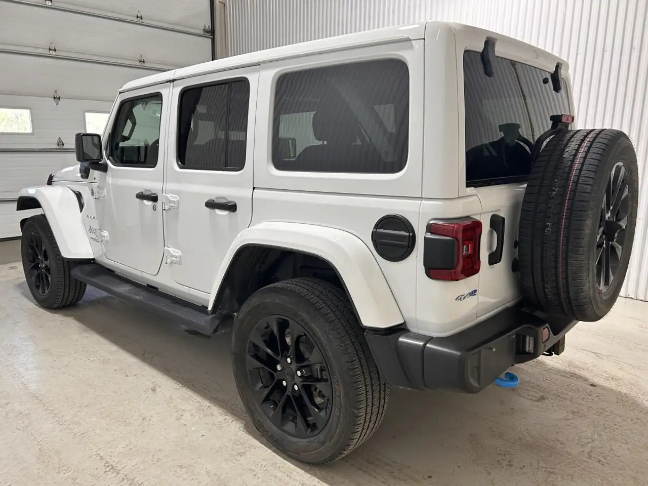 Jeep Wrangler снимка Jeep Wrangler