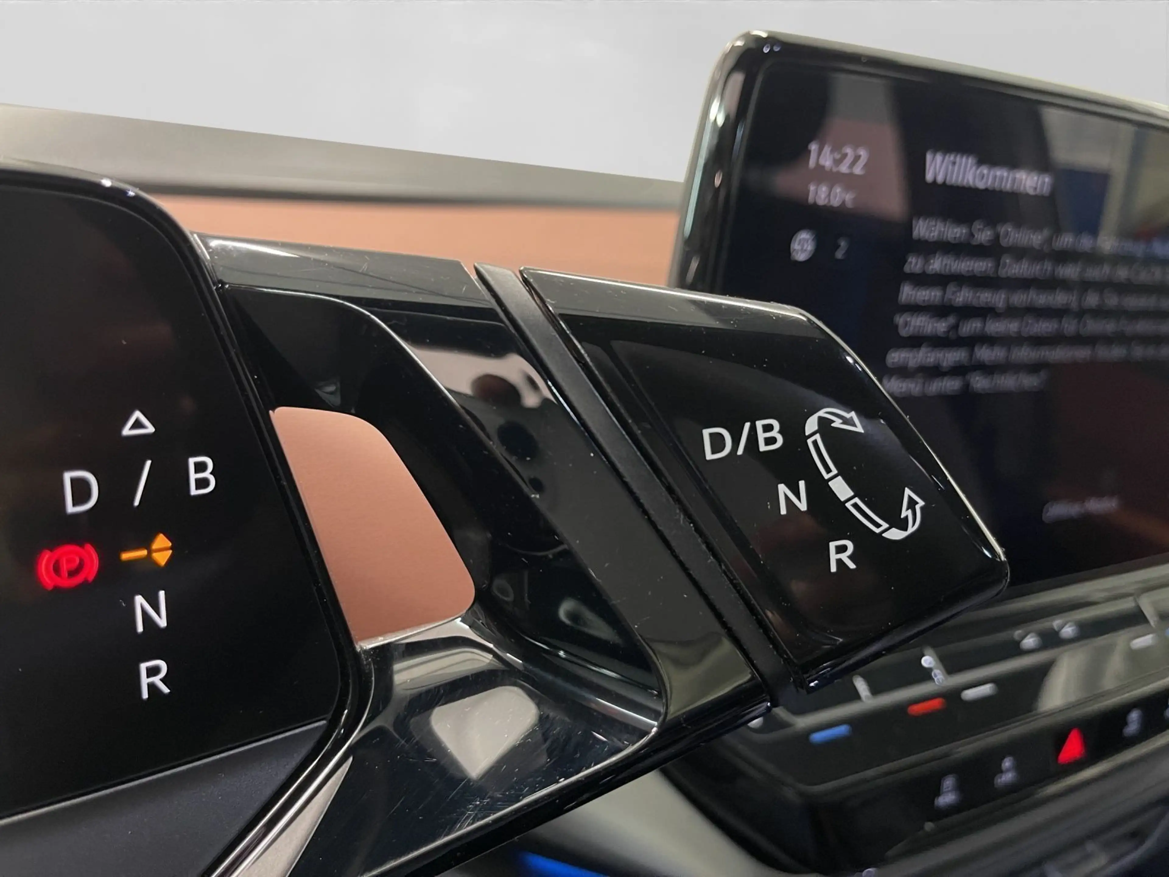 Volkswagen ID.5 PRO LM19 AHK NAVI-PRO ACC — photo 11