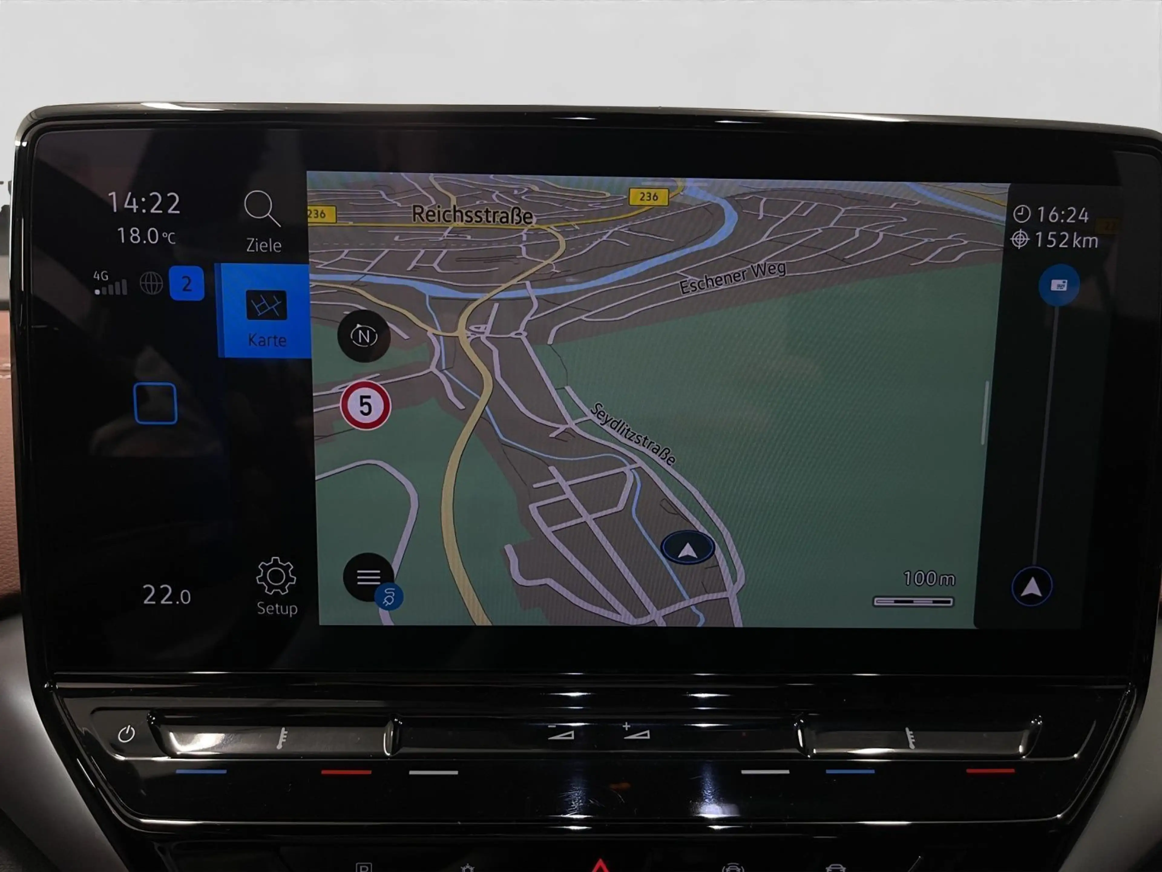 Volkswagen ID.5 PRO LM19 AHK NAVI-PRO ACC — photo 12