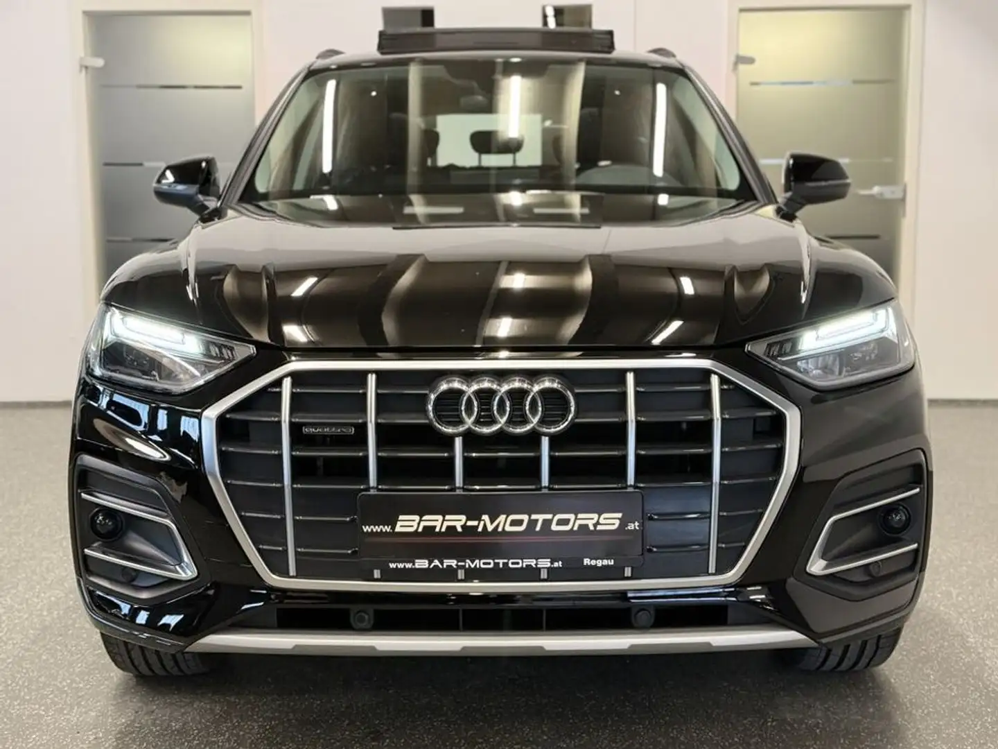 Audi Q5 40TDI QUATTRO*SPORT*PANO*KAMERA*LED*SHZ*3-ZONE Schwarz - 2