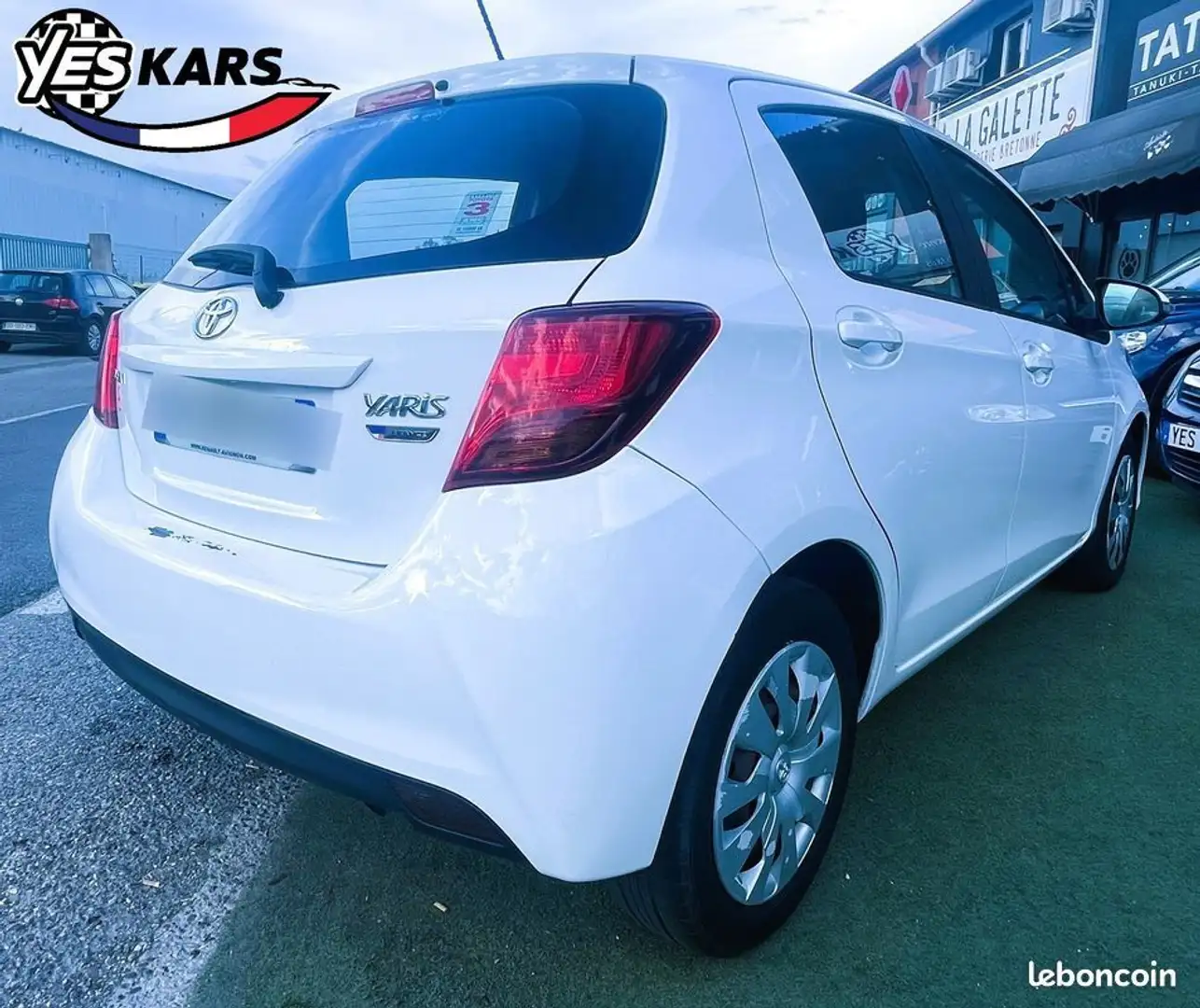 Toyota Yaris III 69 VVT-i Active 5p Weiß - 2