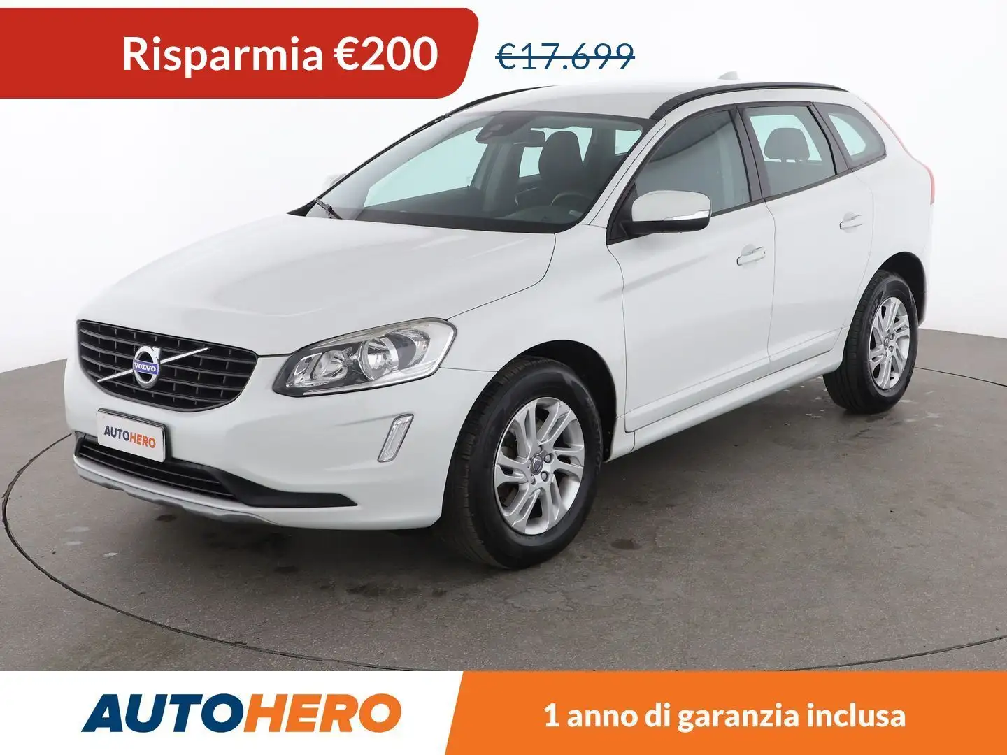 Volvo XC60 2.0 D3 Kinetic Geartronic Bianco - 1
