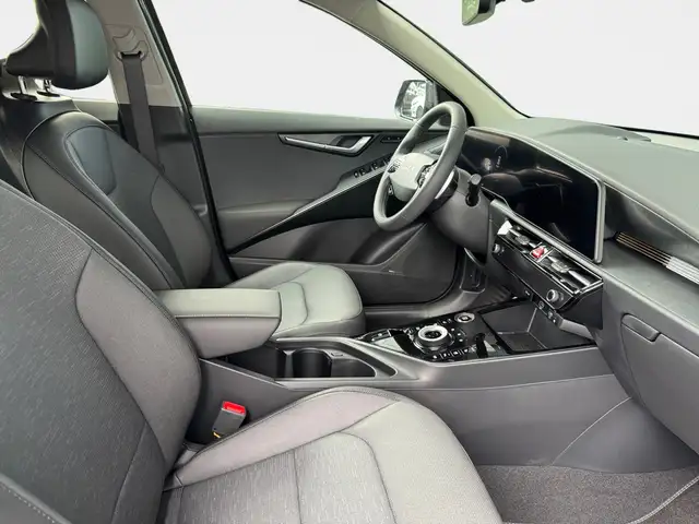 Kia Niro view 13