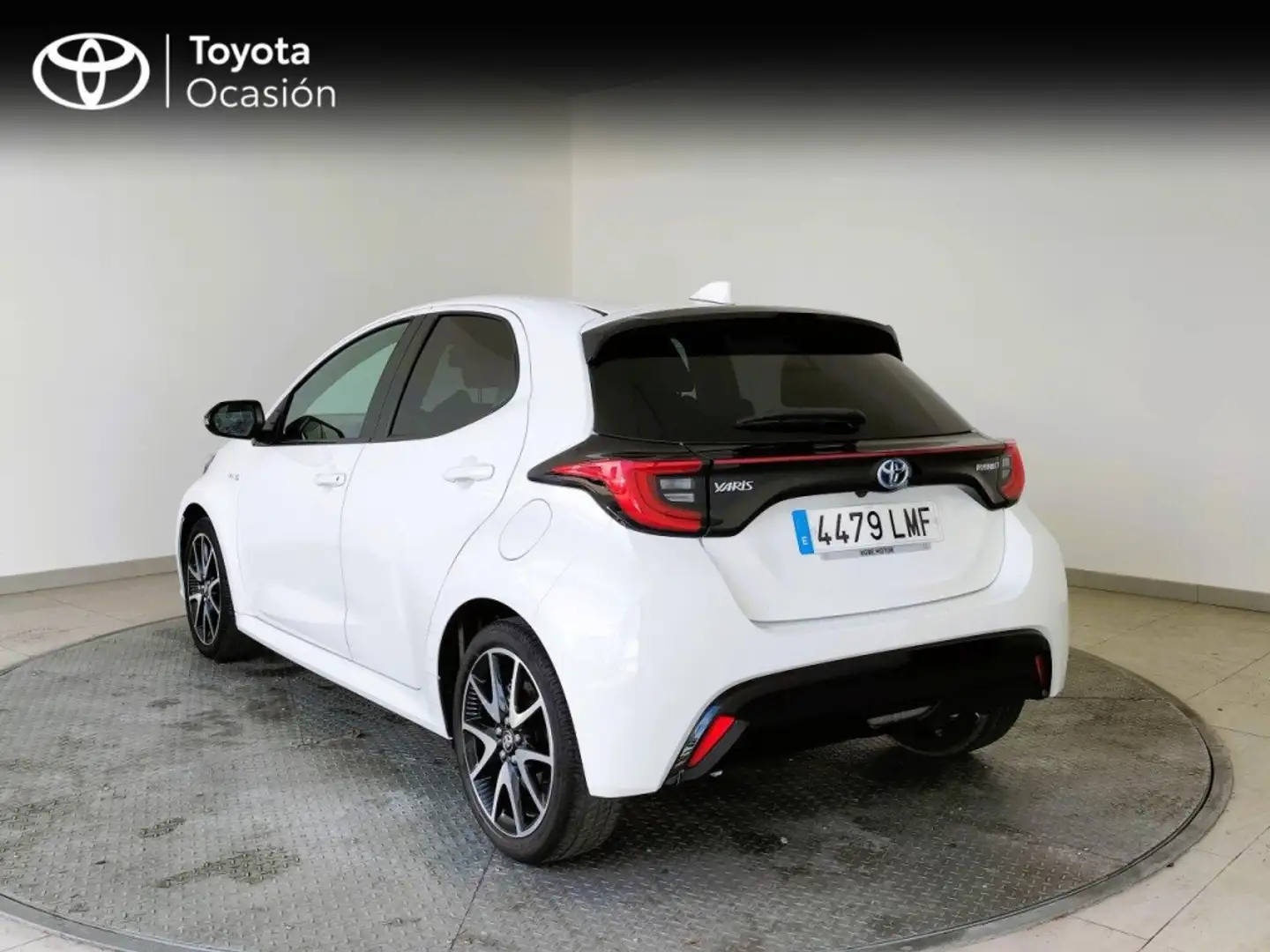 Toyota Yaris 1.5 VVT-I HYBRID STYLE 116 5PT bijela - 2
