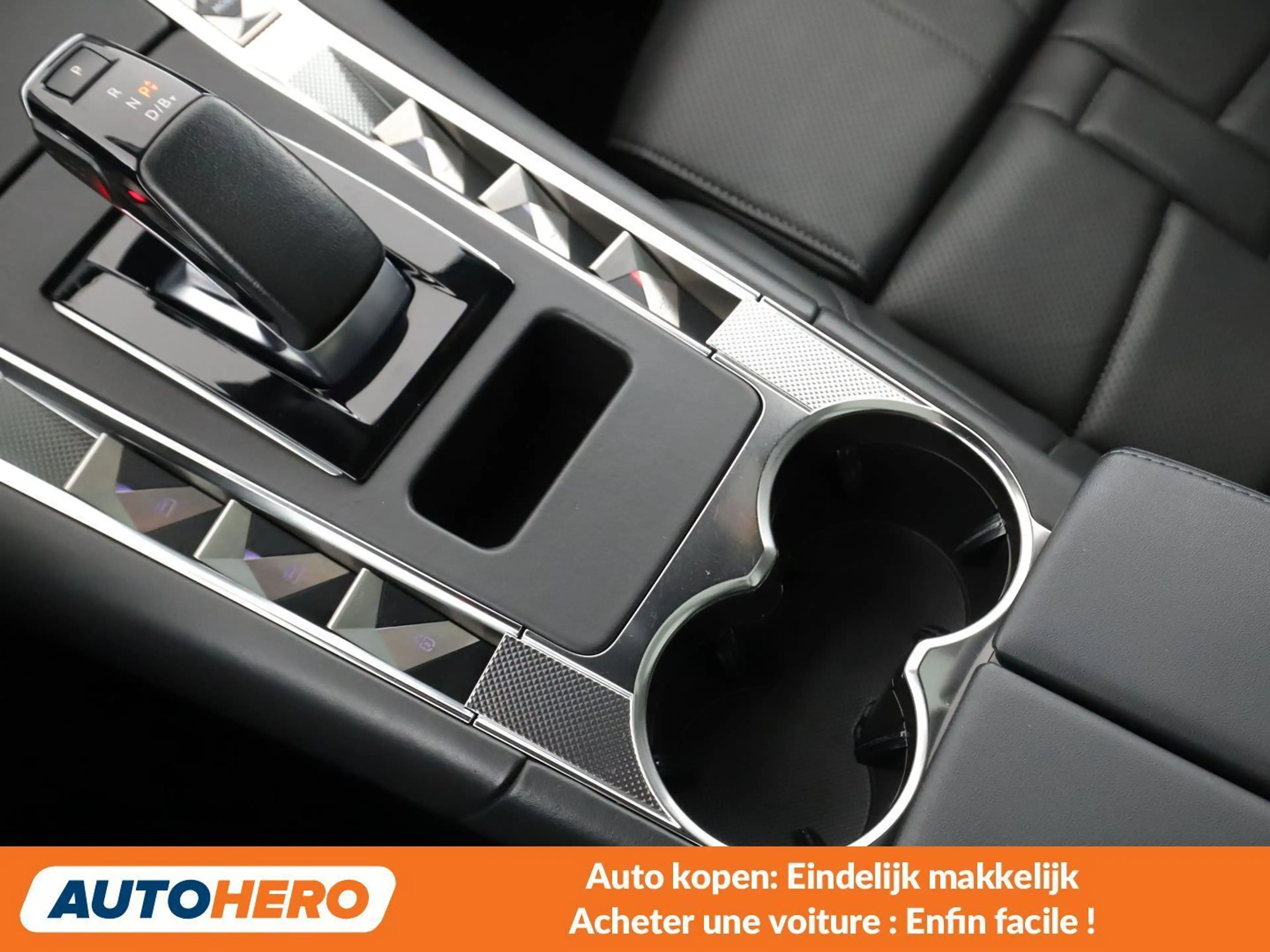 DS Automobiles DS 7 1.6 E-Tense Hybrid 4x2 Opera — photo 15