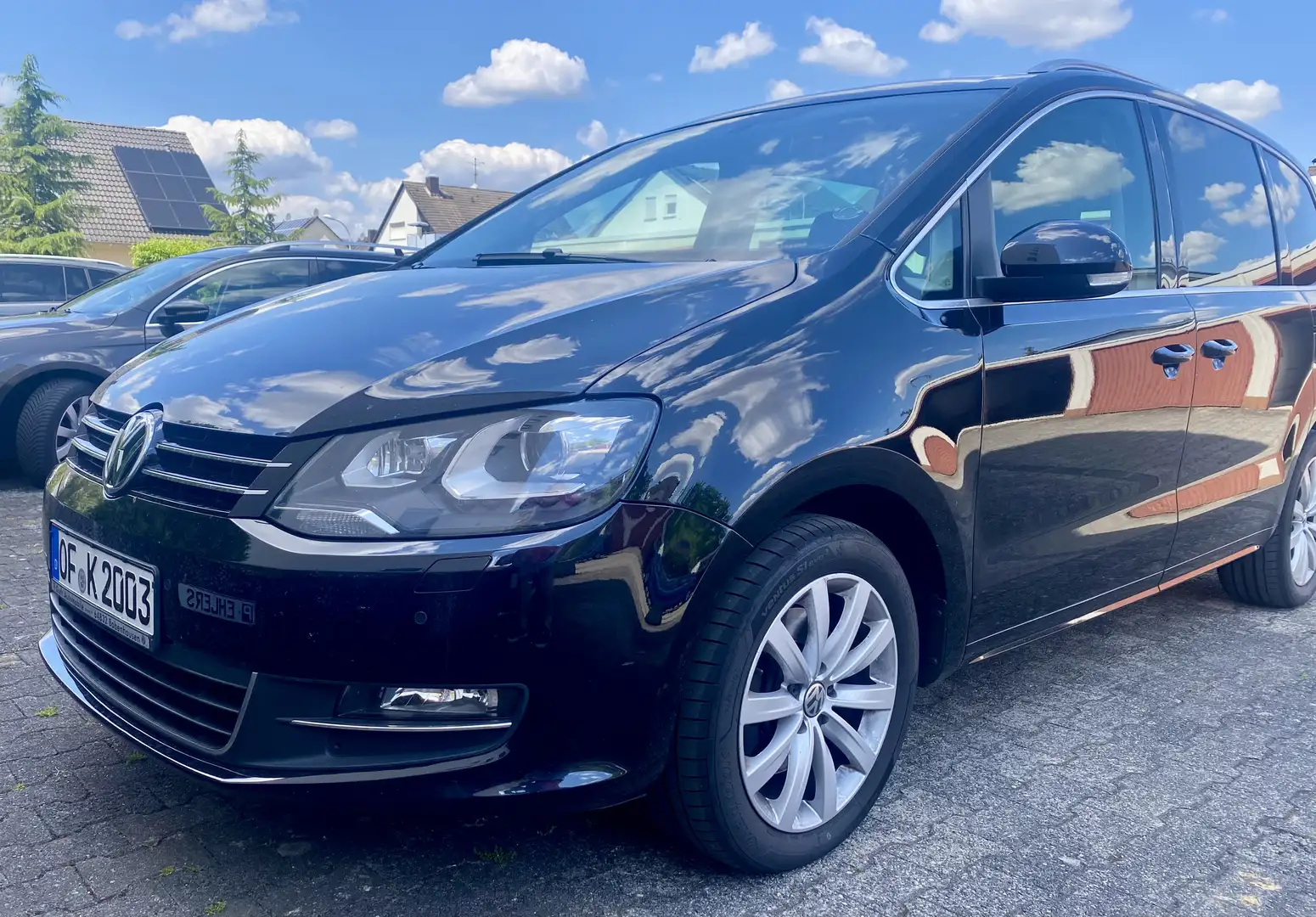Volkswagen Sharan 2.0 TDI DSG Highline 7 Sitzen Schwarz - 1