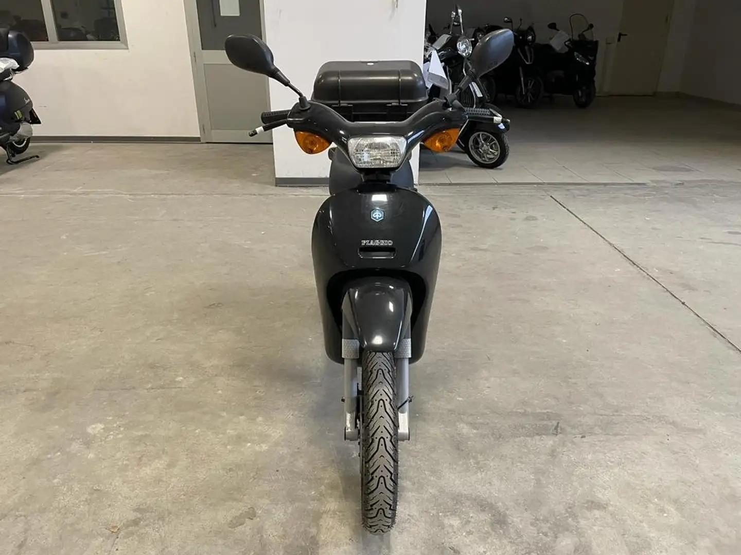 Piaggio Free 50 CICLOMOTORE 2 TEMPI, SOLO 8.700KM! Fekete - 2