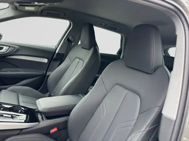 Audi A5 view 9
