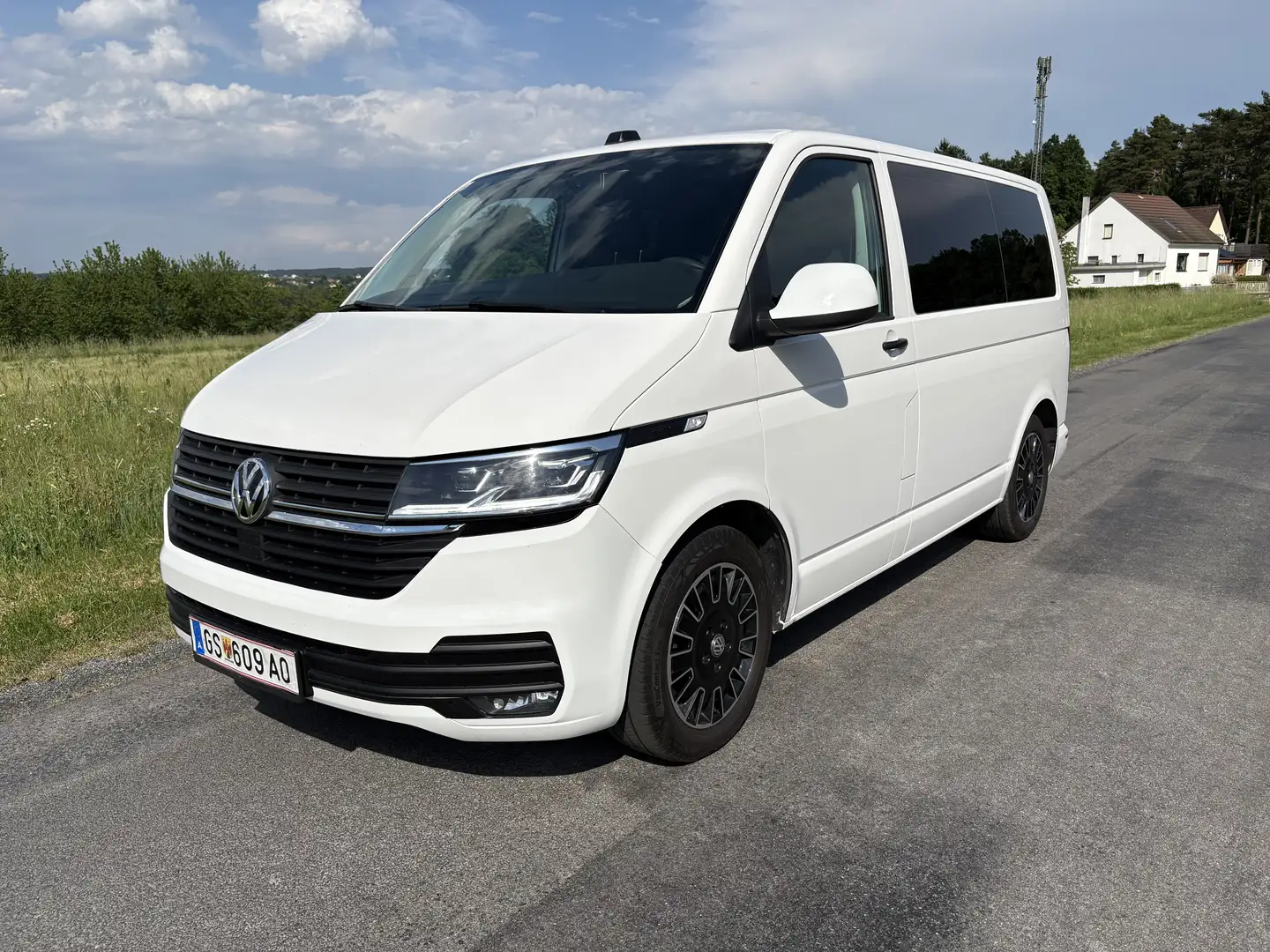 Volkswagen T6.1 Kombi KR 2,0 TDI - 2