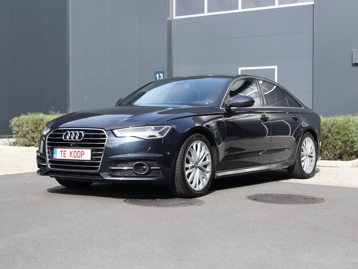 Audi A6 A6 2.0 TFSI S Line Zwart - 1
