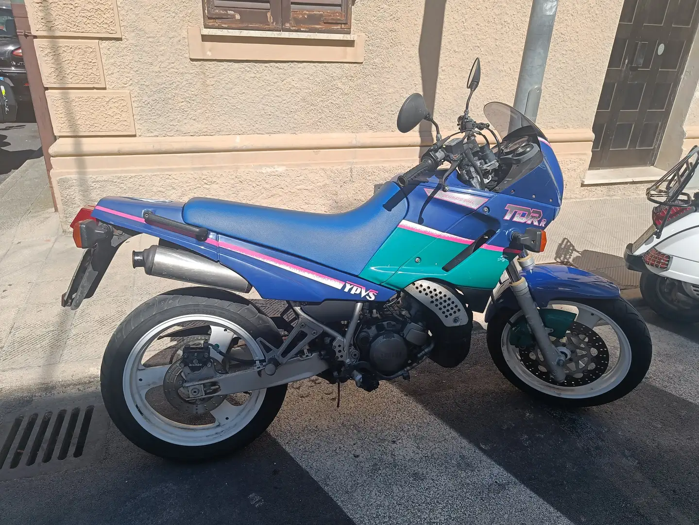 Yamaha TDR 125 Blauw - 1