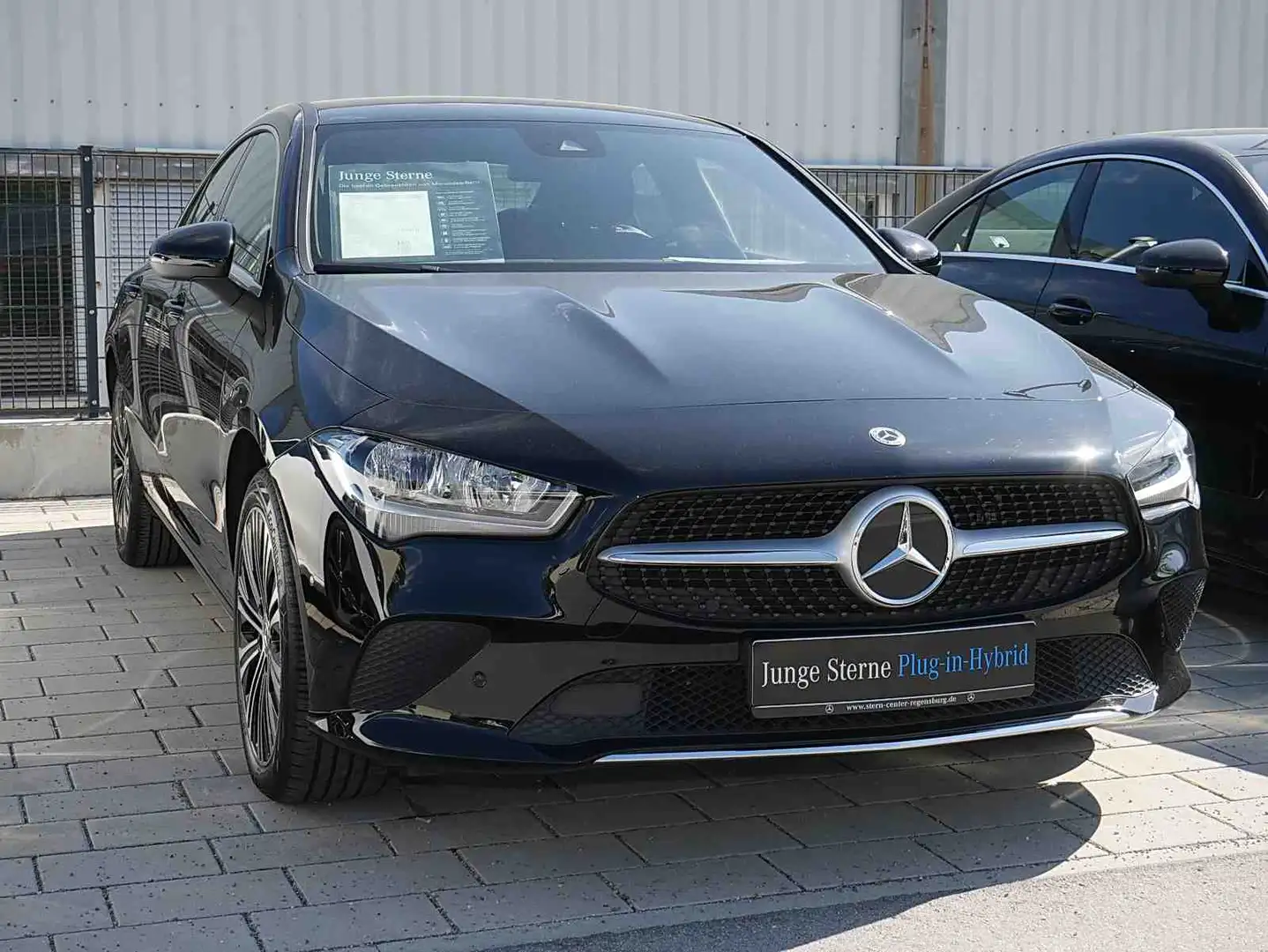 Mercedes-Benz CLA 250 e Coupé PROGRESSIVE+AHK+SHZ+PDC+KAMERA++ Noir - 2