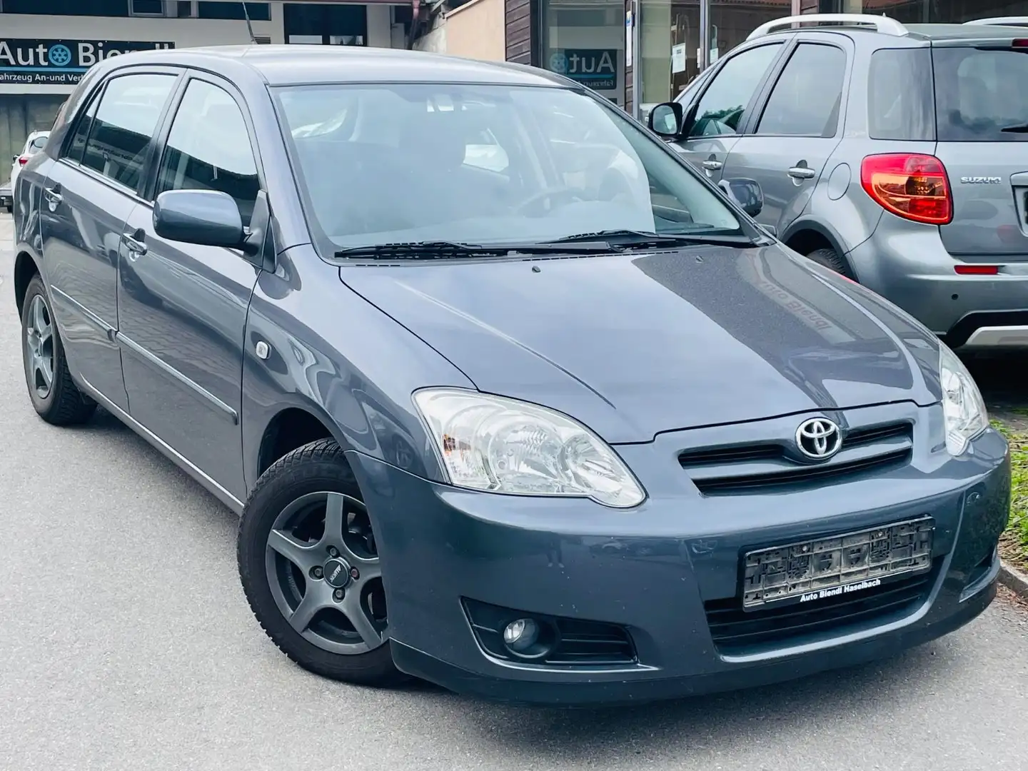 Toyota Corolla 1.4 Edition / Compact Gri - 1