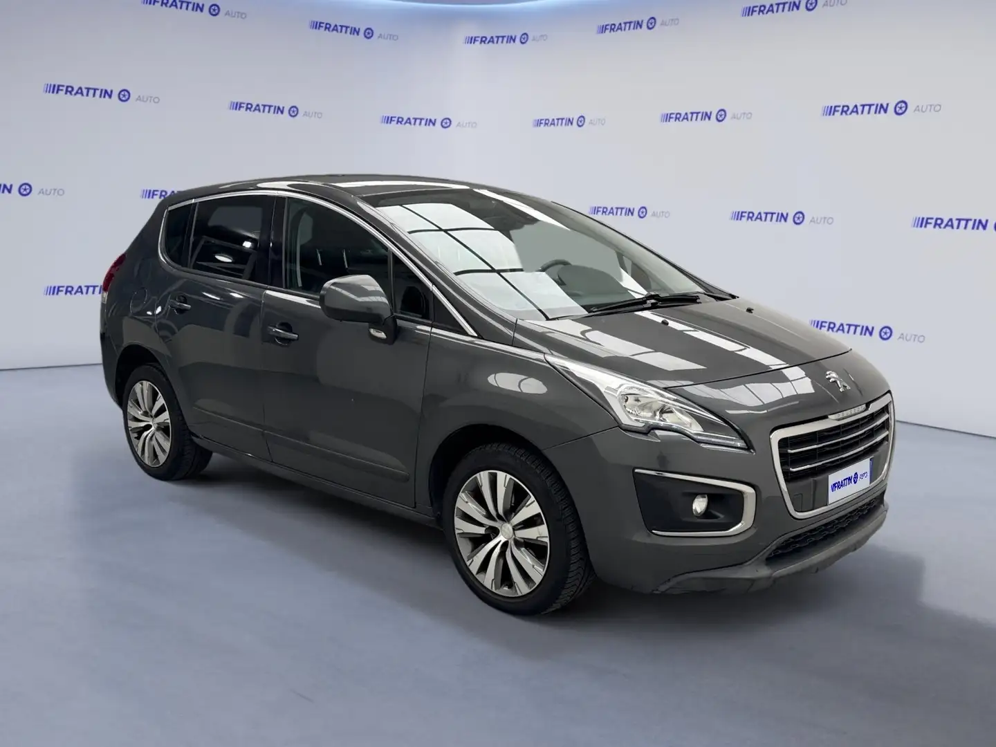 Peugeot 3008 1.6 HDi 115CV Business Gris - 2