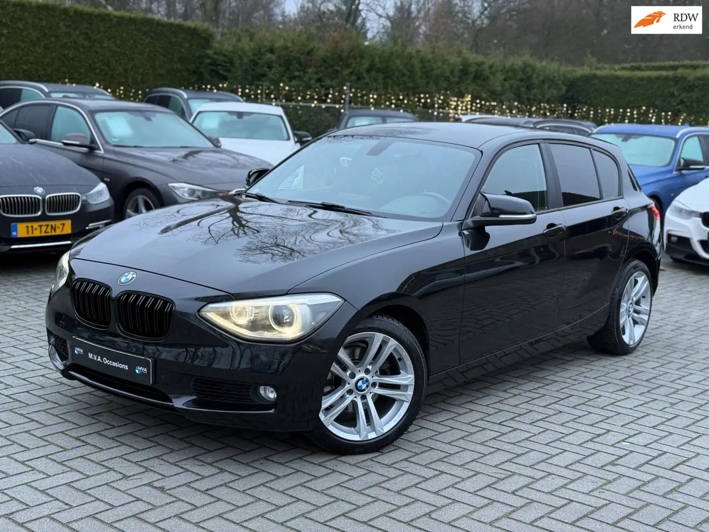 BMW 118 1-serie 118i Business+|Nieuwe Ketting + Klepseals| Zwart - 1