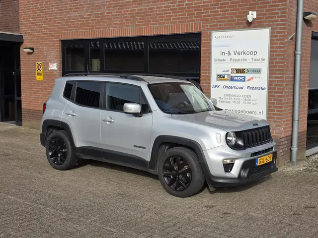 Jeep Renegade 1.0T Limited | Navigatie |