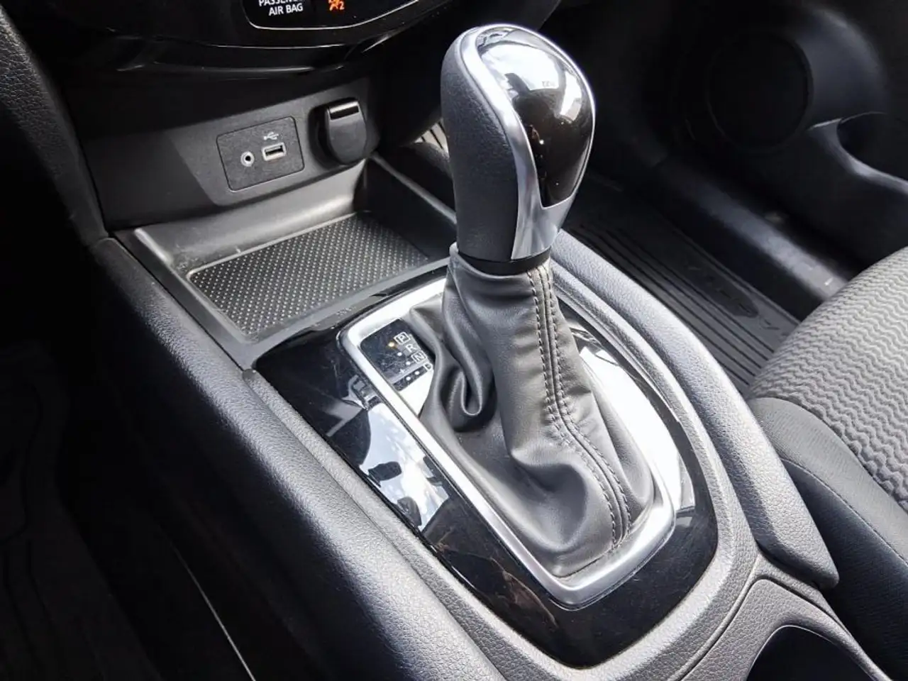 Nissan Qashqai снимка Nissan Qashqai