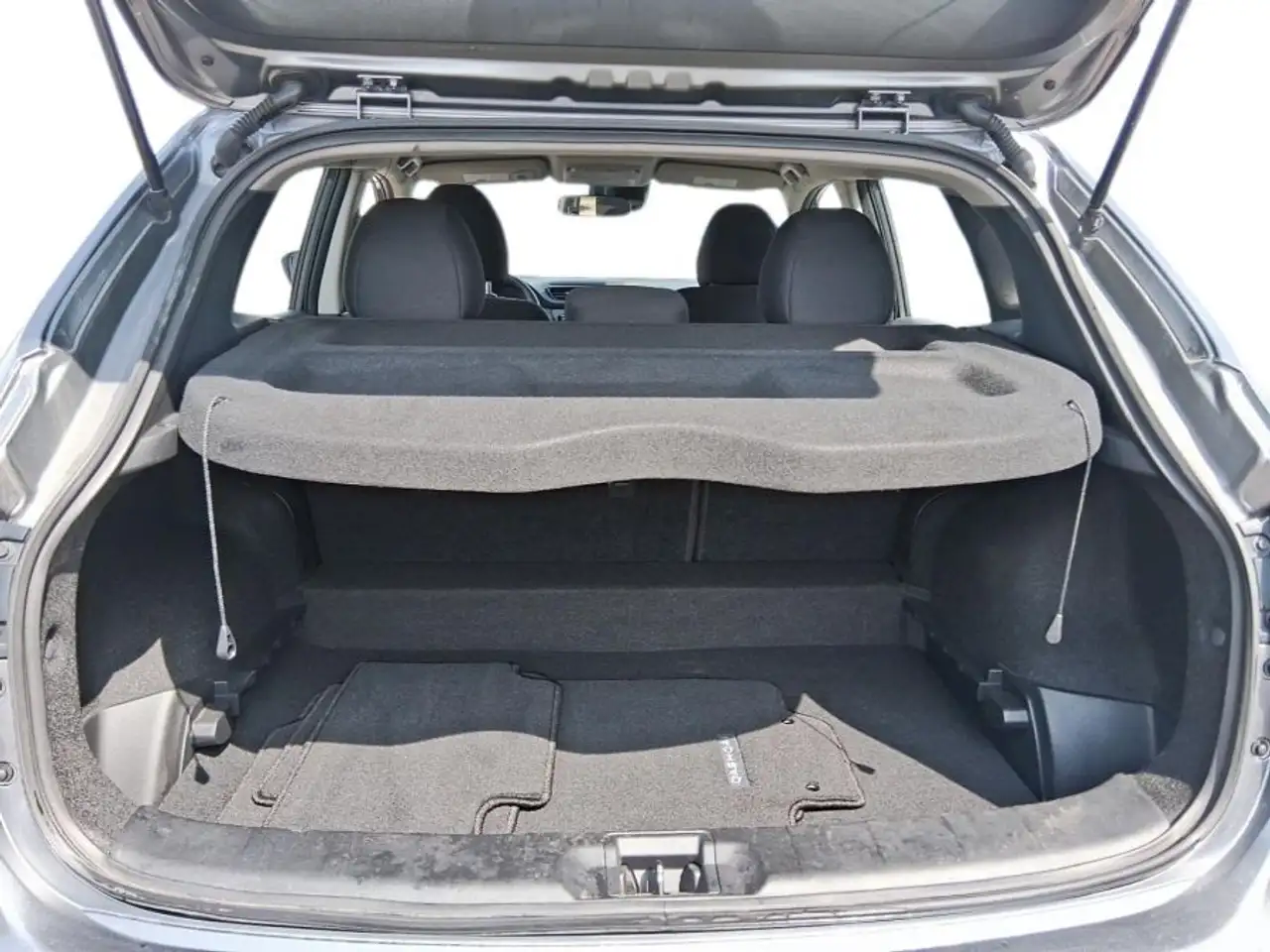 Nissan Qashqai снимка Nissan Qashqai