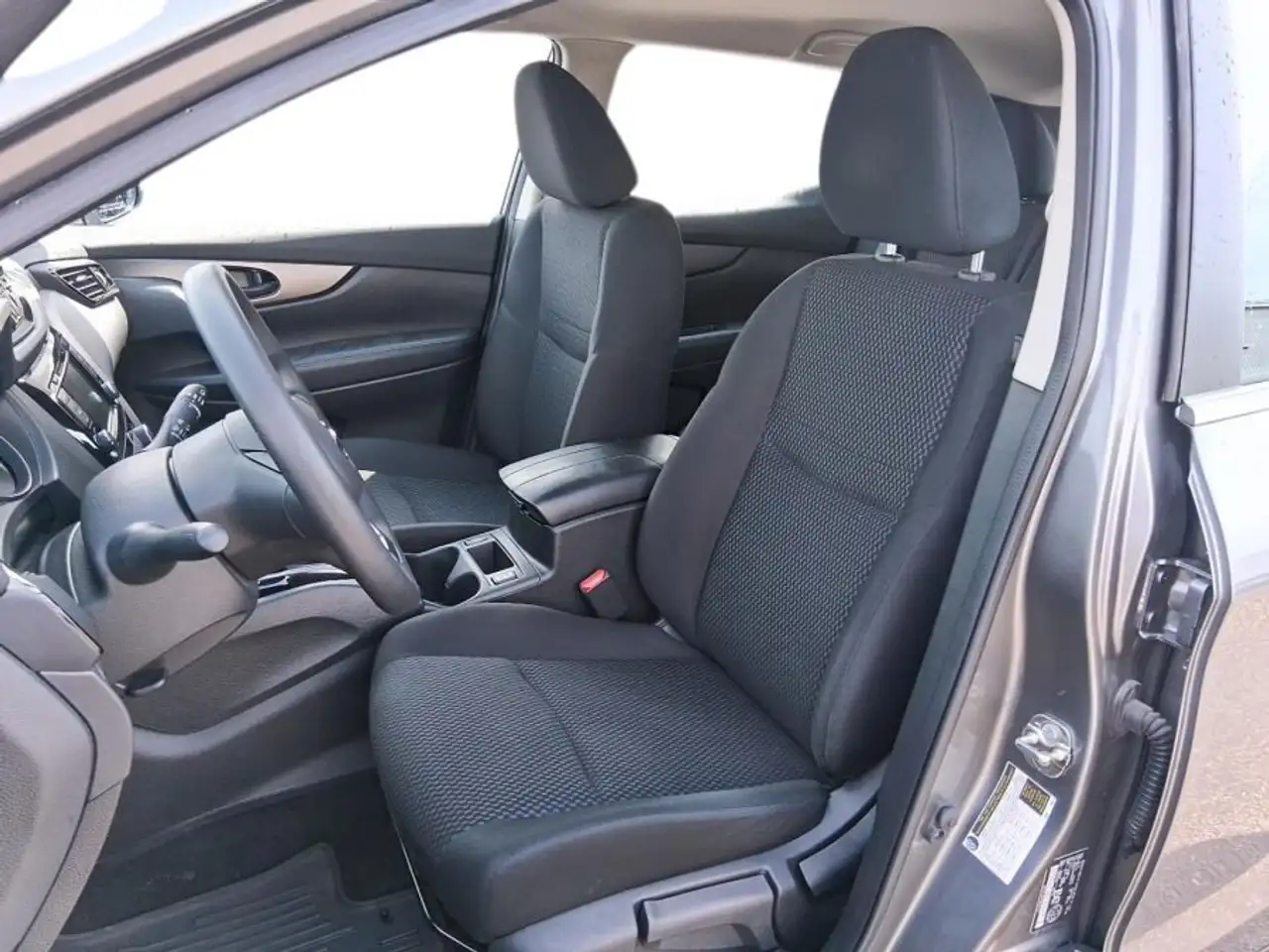 Nissan Qashqai снимка Nissan Qashqai