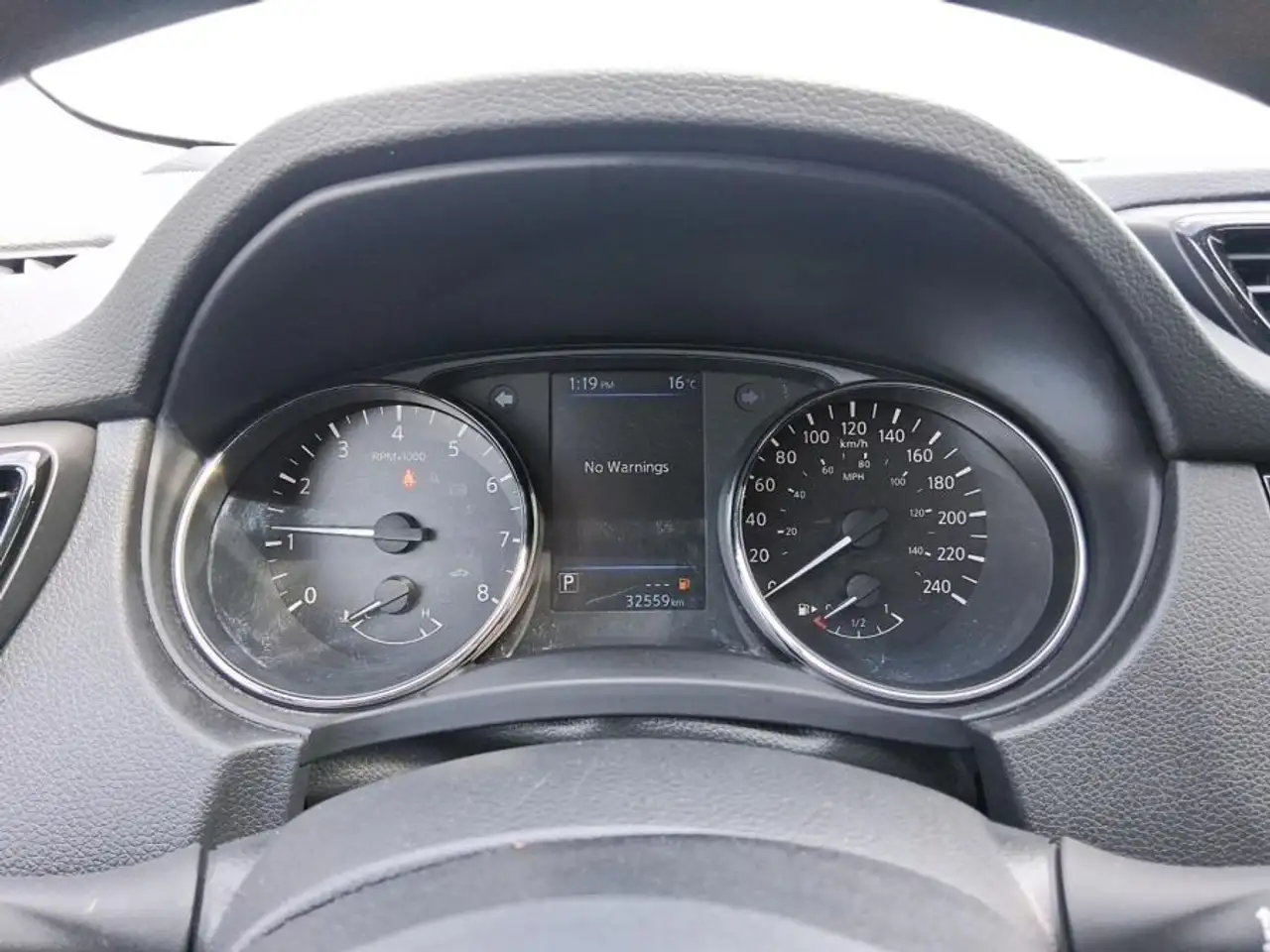 Nissan Qashqai снимка Nissan Qashqai