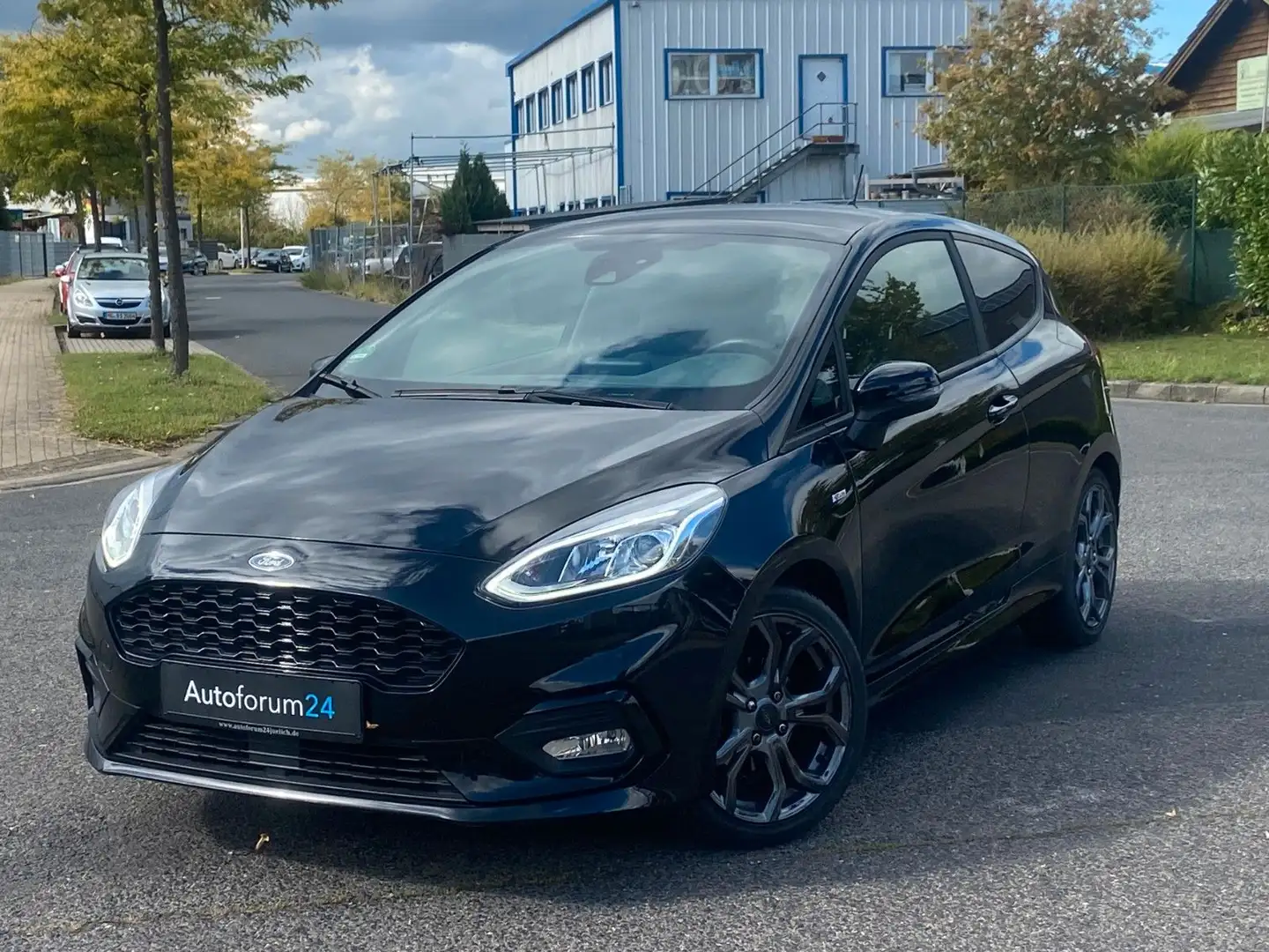 Ford Fiesta ST-Line *Panorama*Navi*SHZ*CarPlay*LHZ* Schwarz - 1