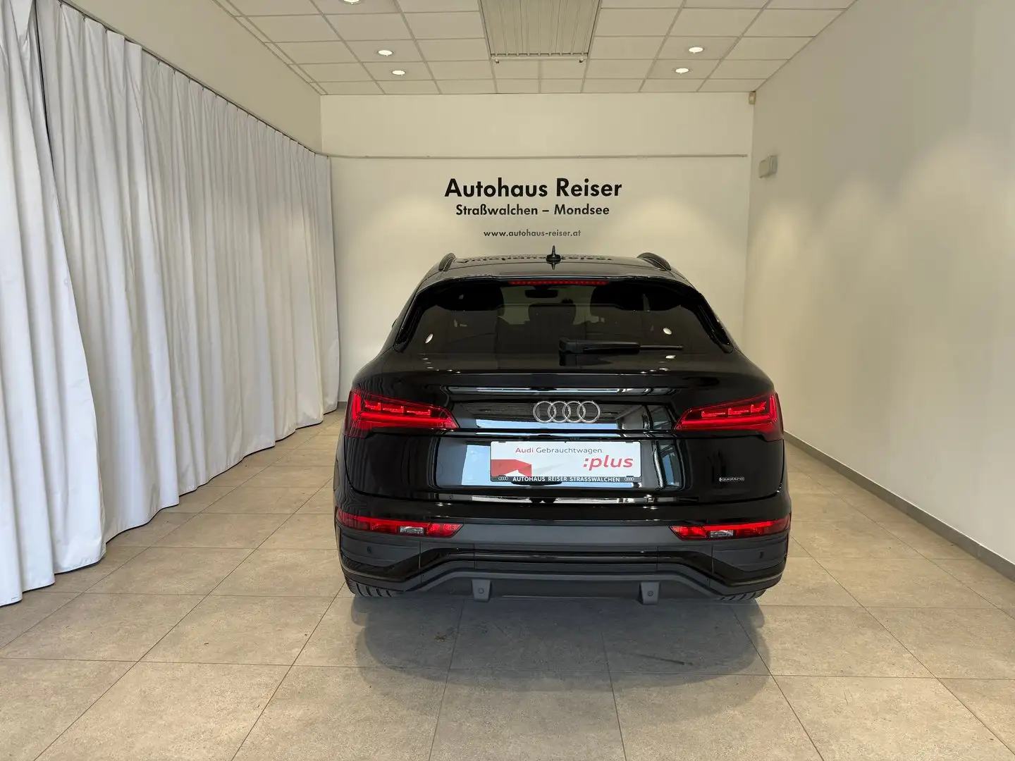 Audi Q5 40 TDI quattro S line Noir - 2