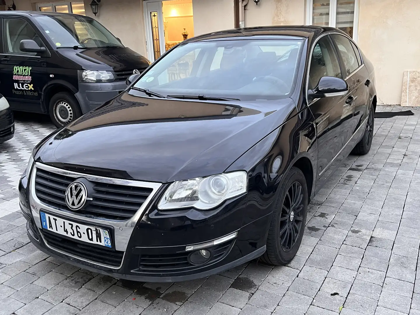 Volkswagen Passat 1.6 TDI 105 CR FAP BlueMotion Confortline - 2