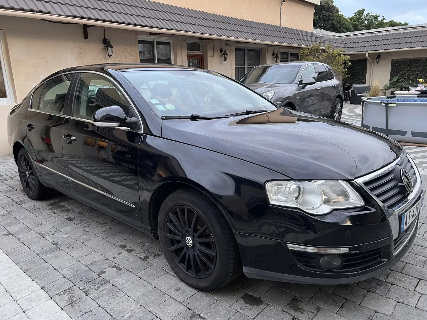Volkswagen Passat 1.6 TDI 105 CR FAP BlueMotion Confortline - 1