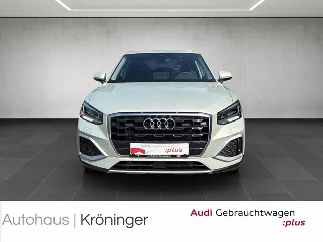 Audi Q2 view 5
