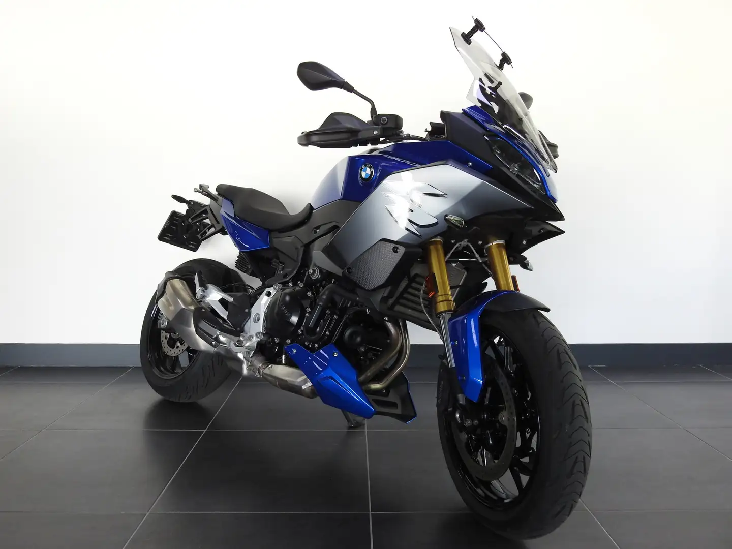 BMW F 900 XR Blauw - 2