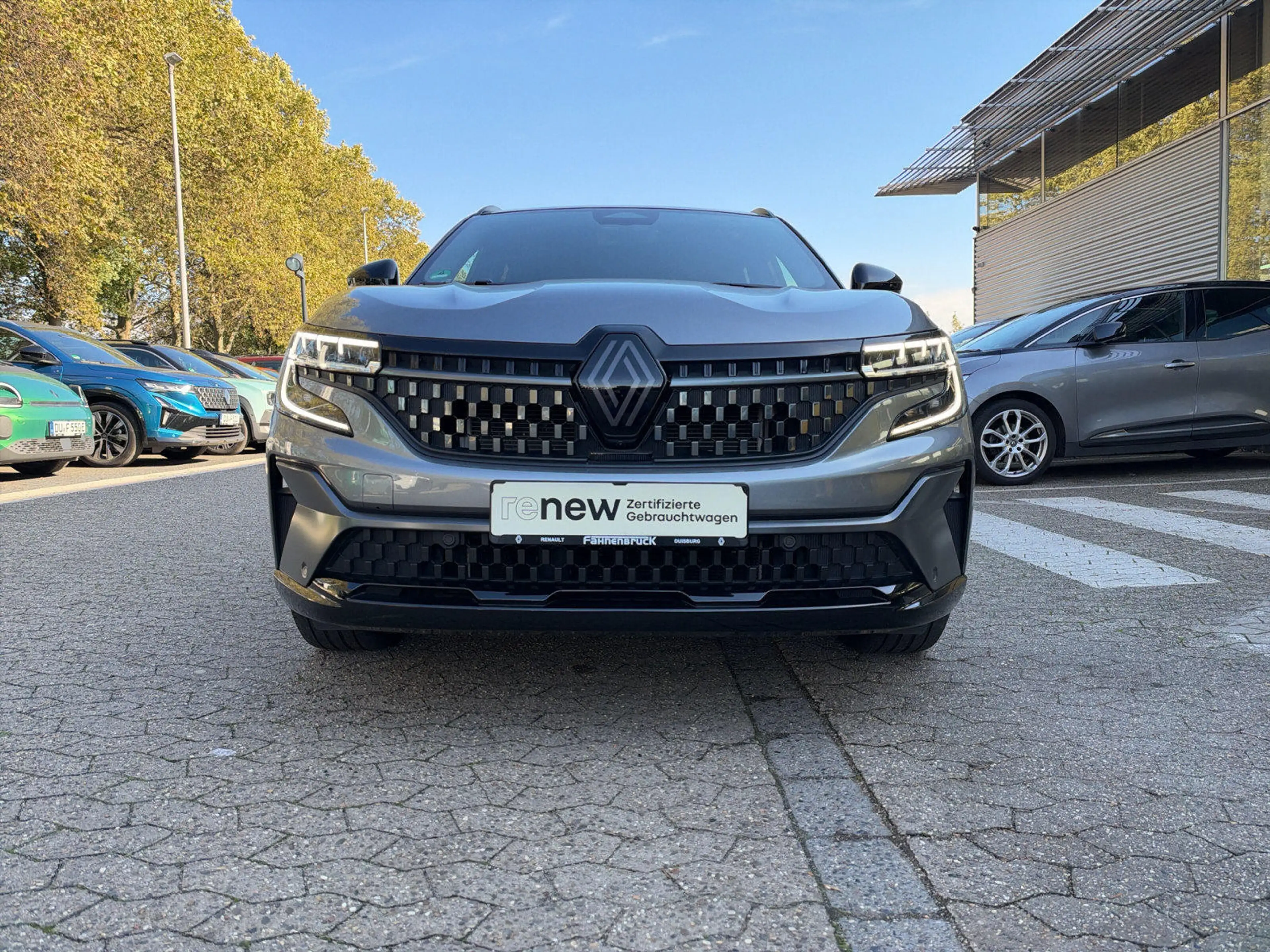 Renault Austral Iconic Esprit Alpine E-Tech full hybrid 200 — photo 2