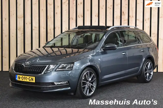 Skoda Octavia Combi 1.4 TSI Greentech Style Business CarPlay Pan