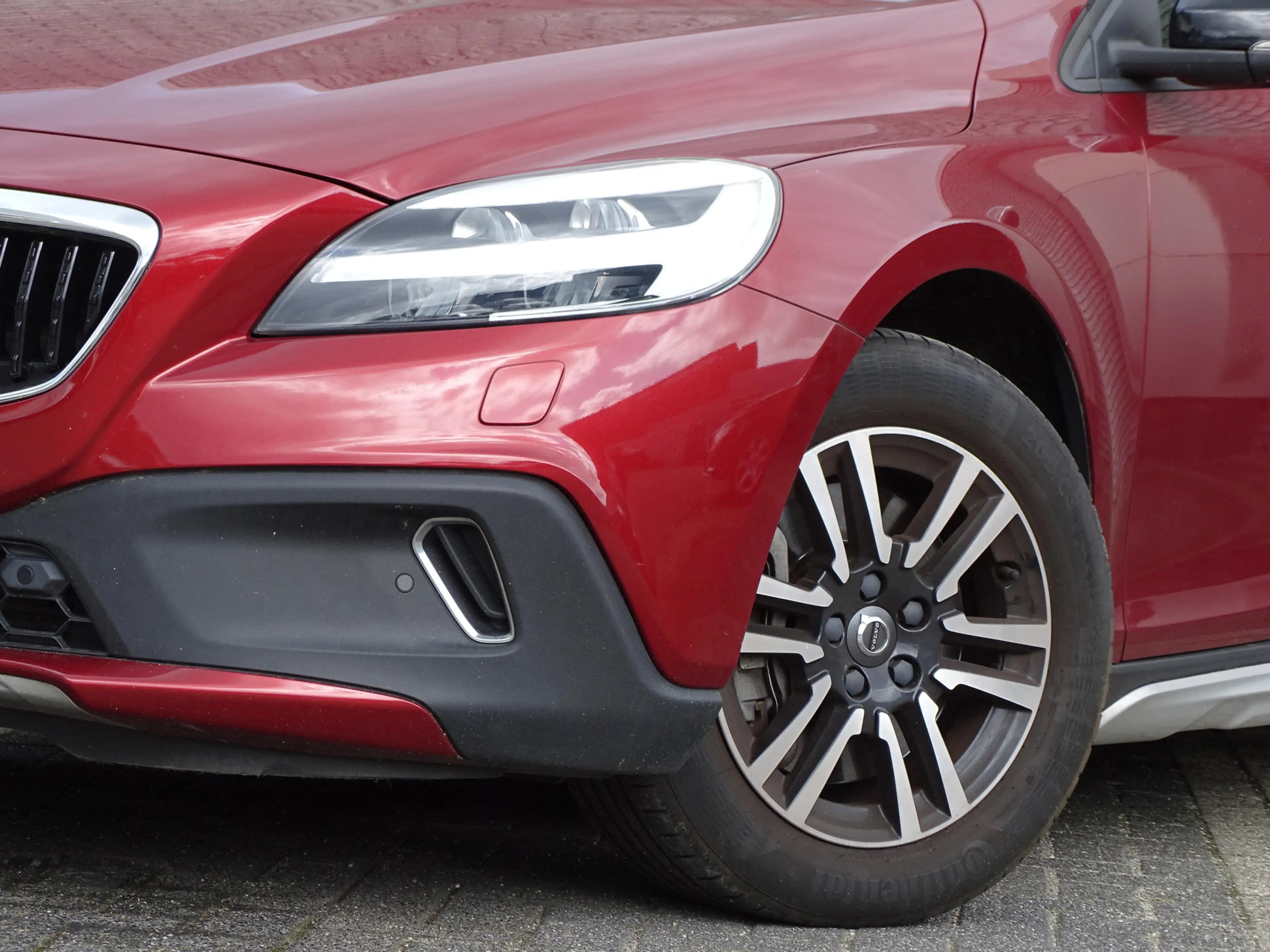 Volvo V40 Cross Country 1.5 T3 Nordic+ | automaat | leder | blis | camera — photo 2